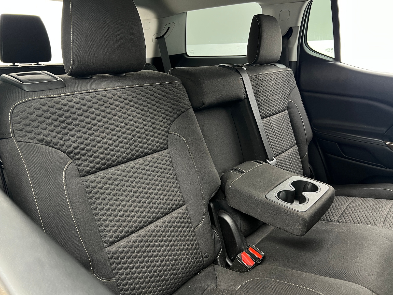 Thumbnail: 2017 GMC Acadia - 6