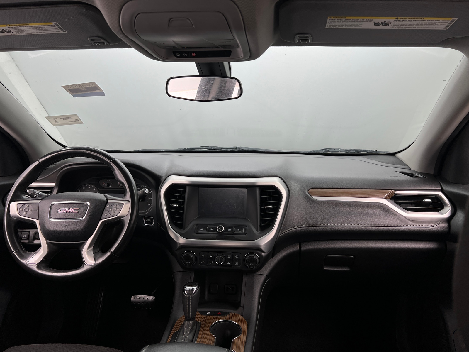 Thumbnail: 2017 GMC Acadia - 3