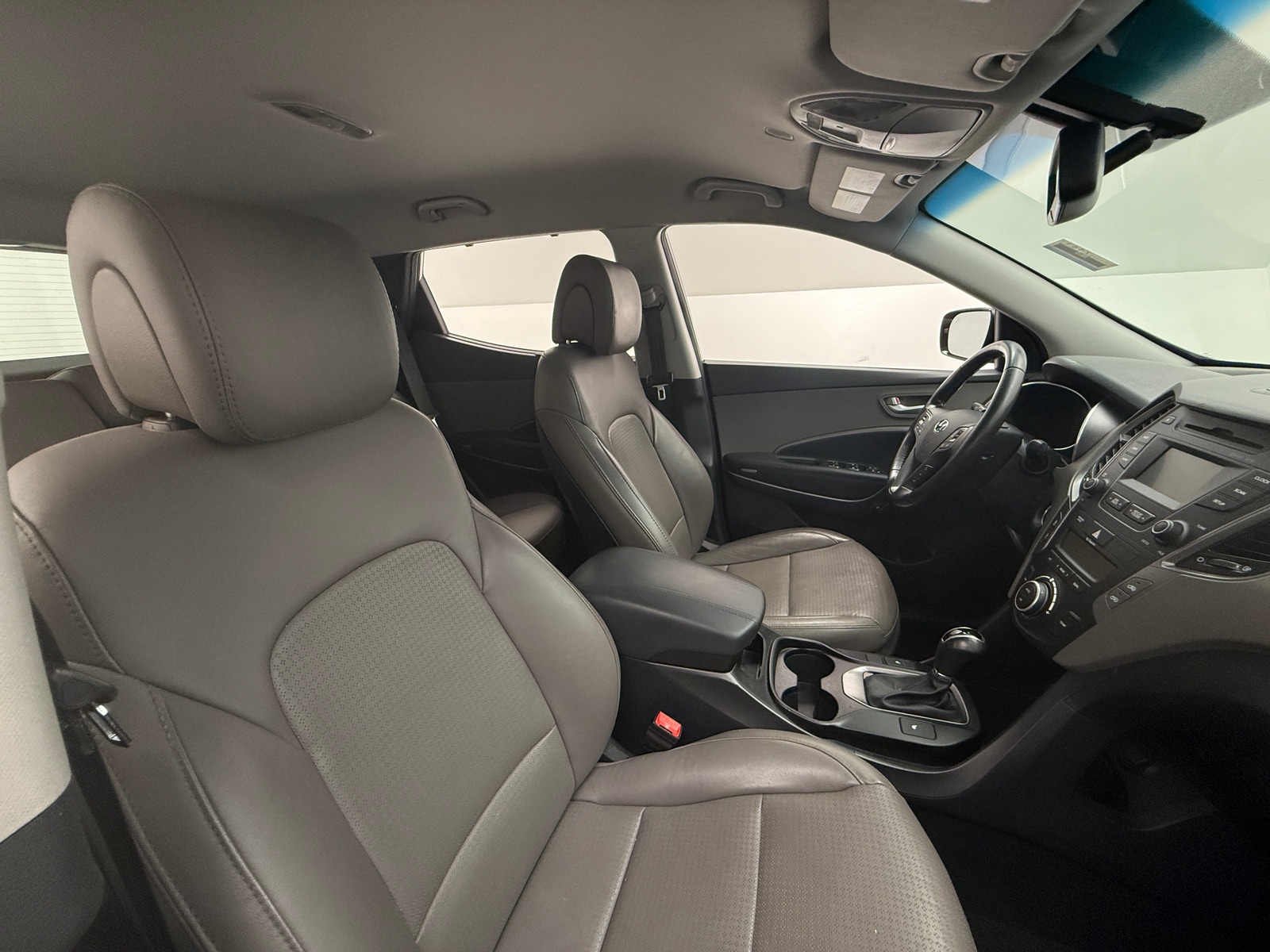 Thumbnail: 2015 Hyundai Santa Fe - 2