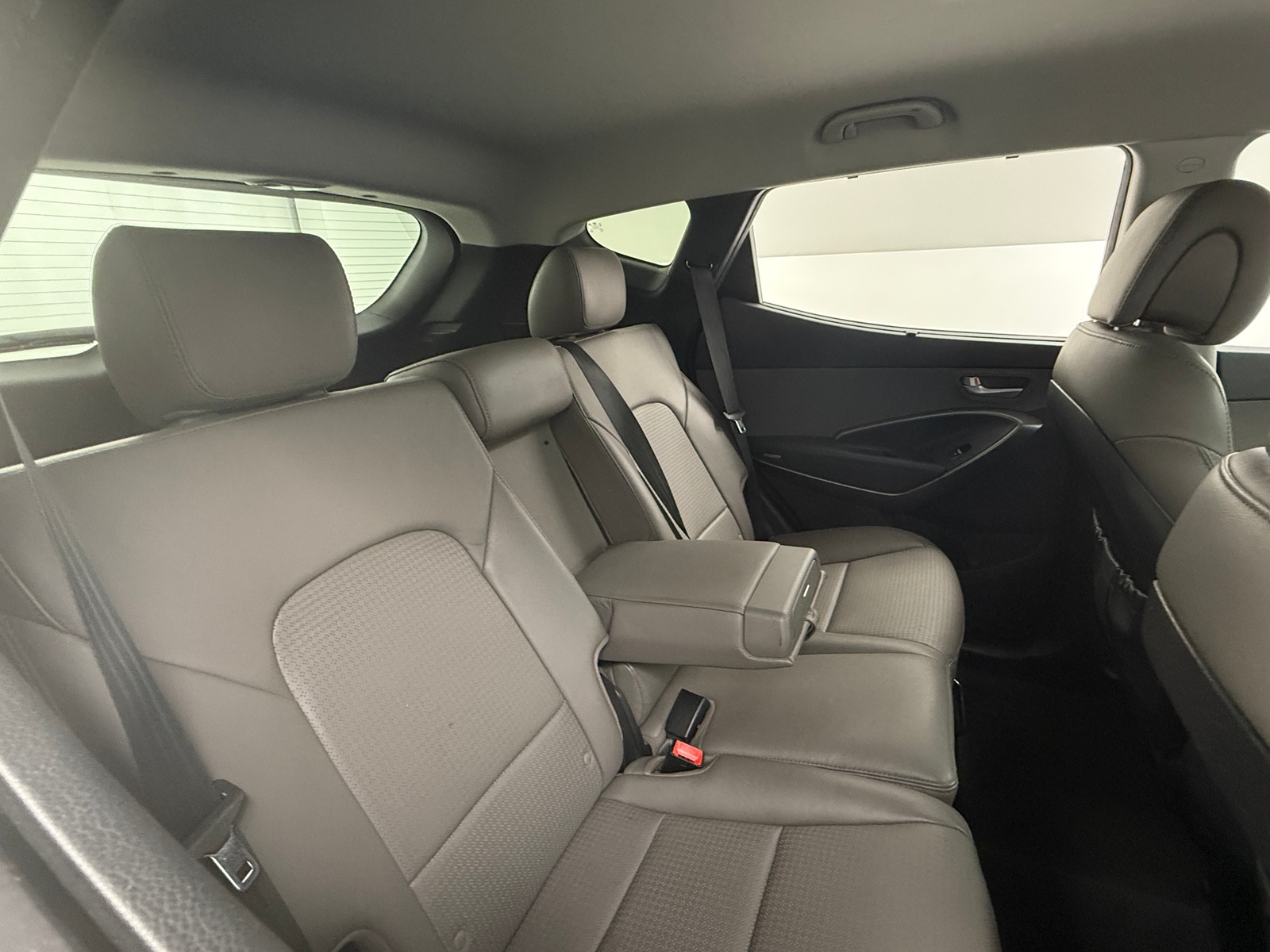 Thumbnail: 2015 Hyundai Santa Fe - 6