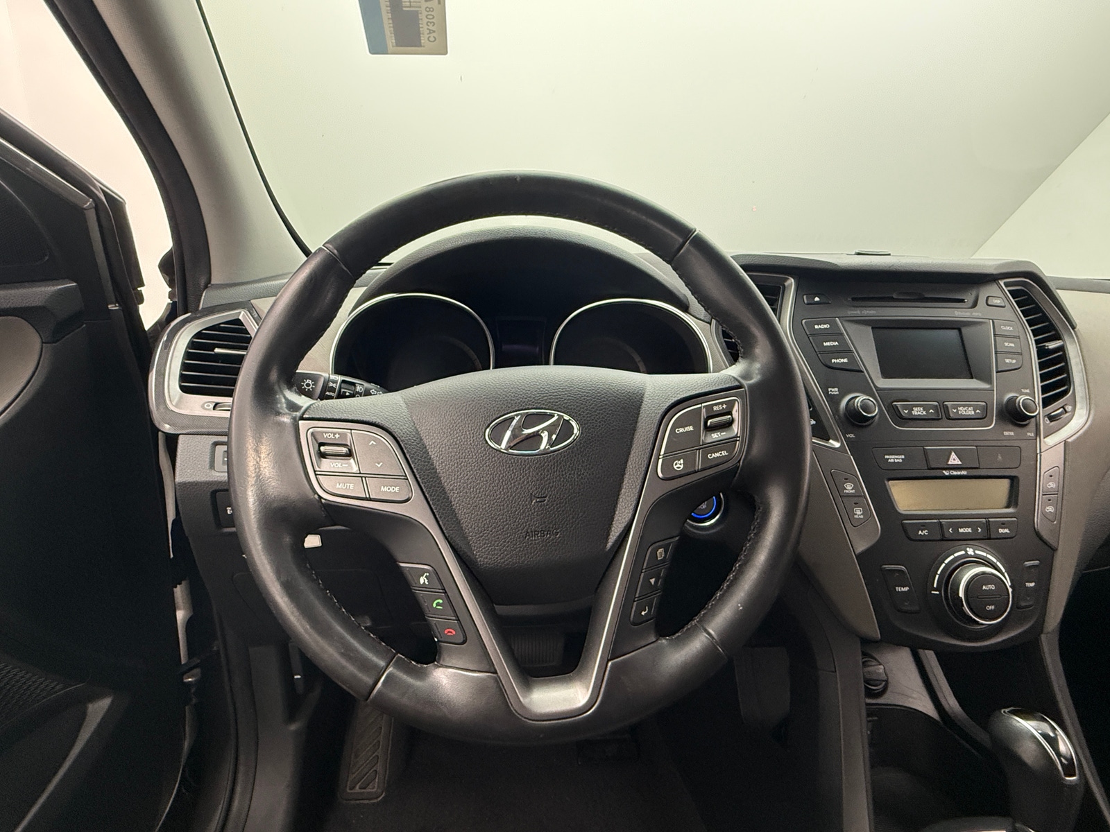 Thumbnail: 2015 Hyundai Santa Fe - 5