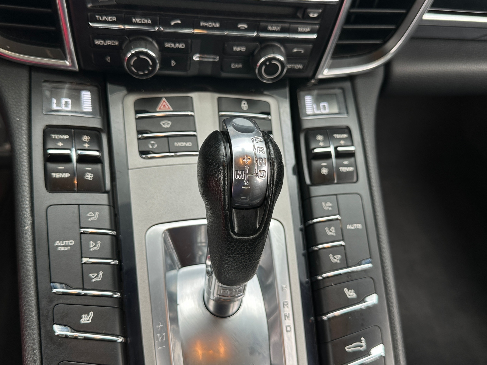 Thumbnail: 2013 Porsche Panamera - 3