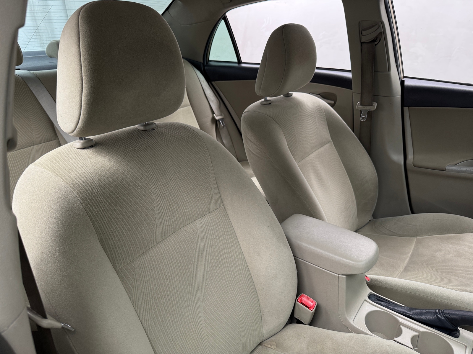 Thumbnail: 2013 Toyota Corolla - 2