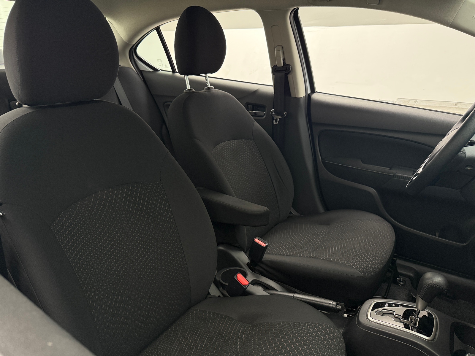 Thumbnail: 2024 Mitsubishi Mirage G4 - 2