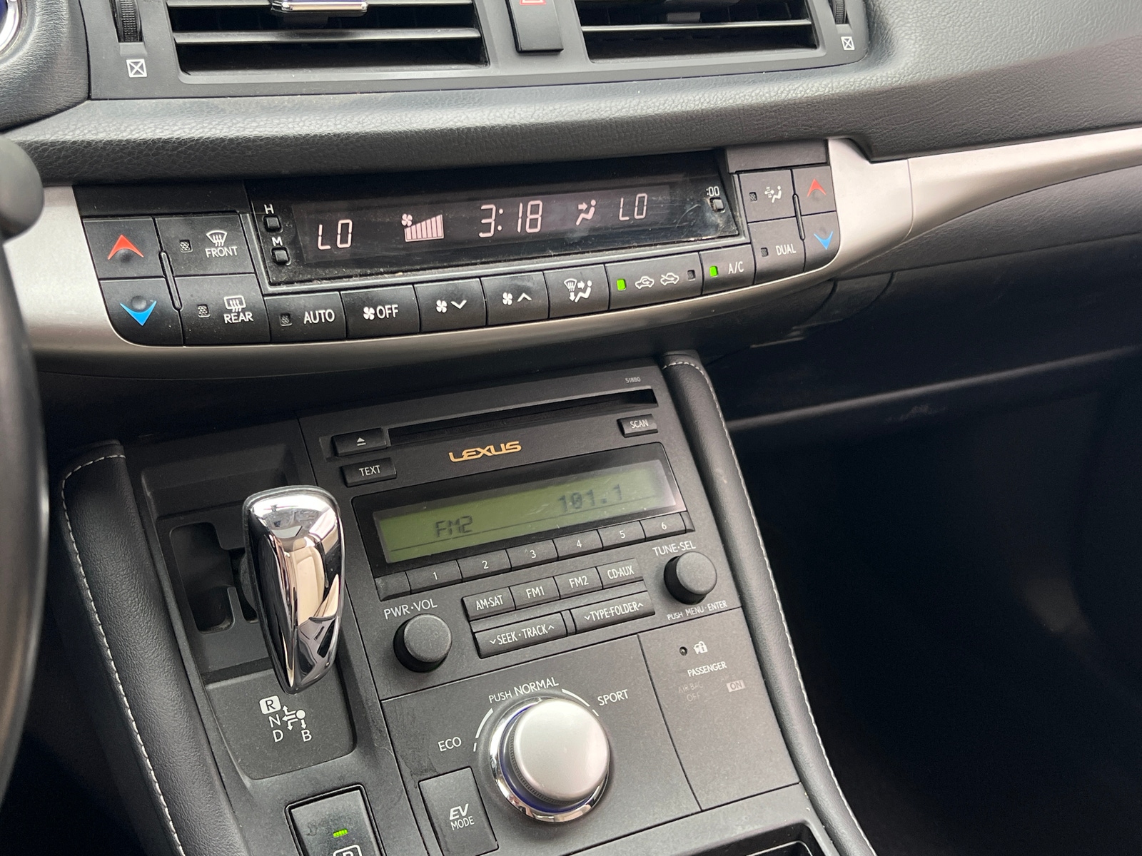 Thumbnail: 2013 Lexus CT - 3