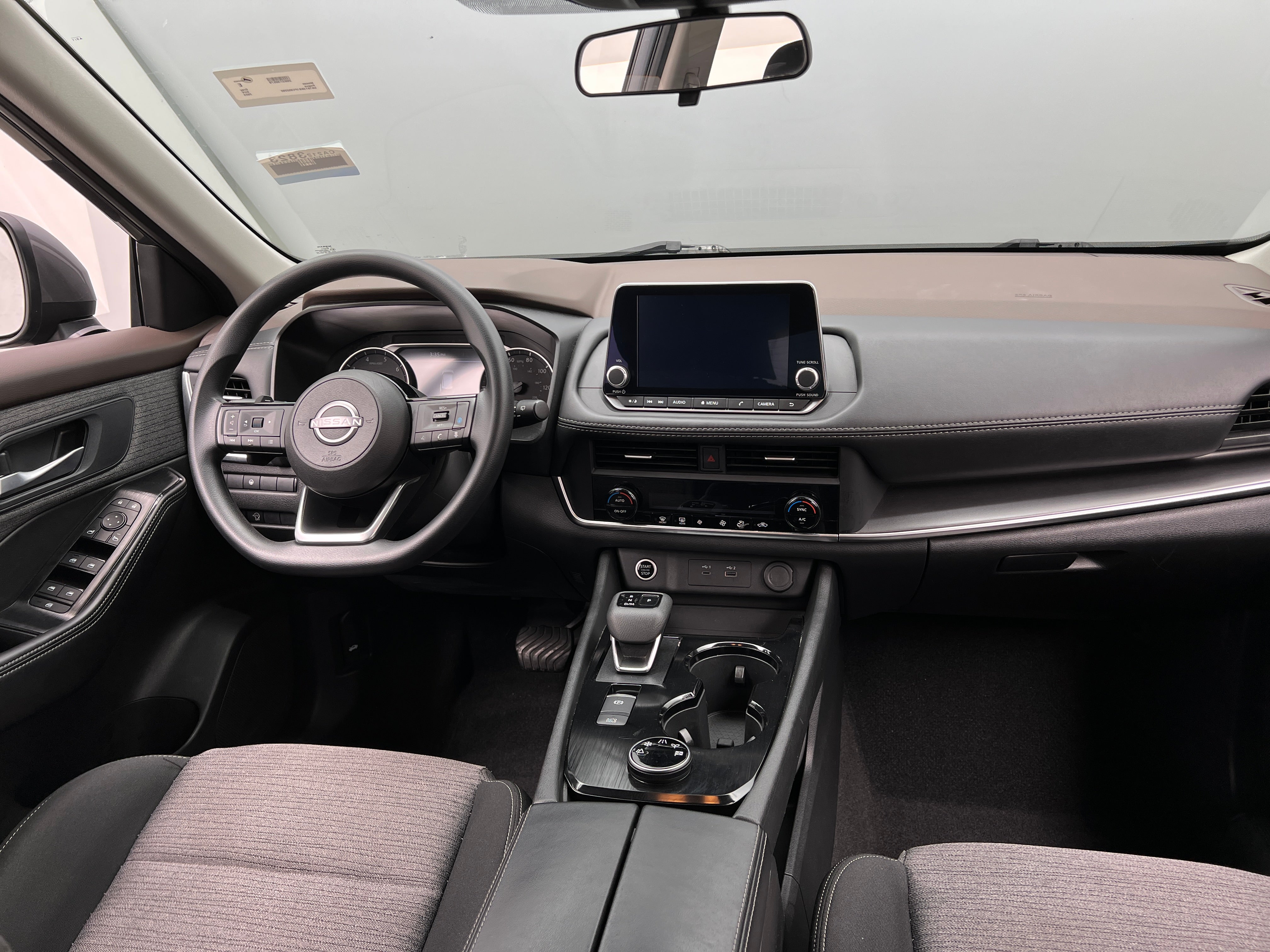 Thumbnail: 2023 Nissan Rogue - 3