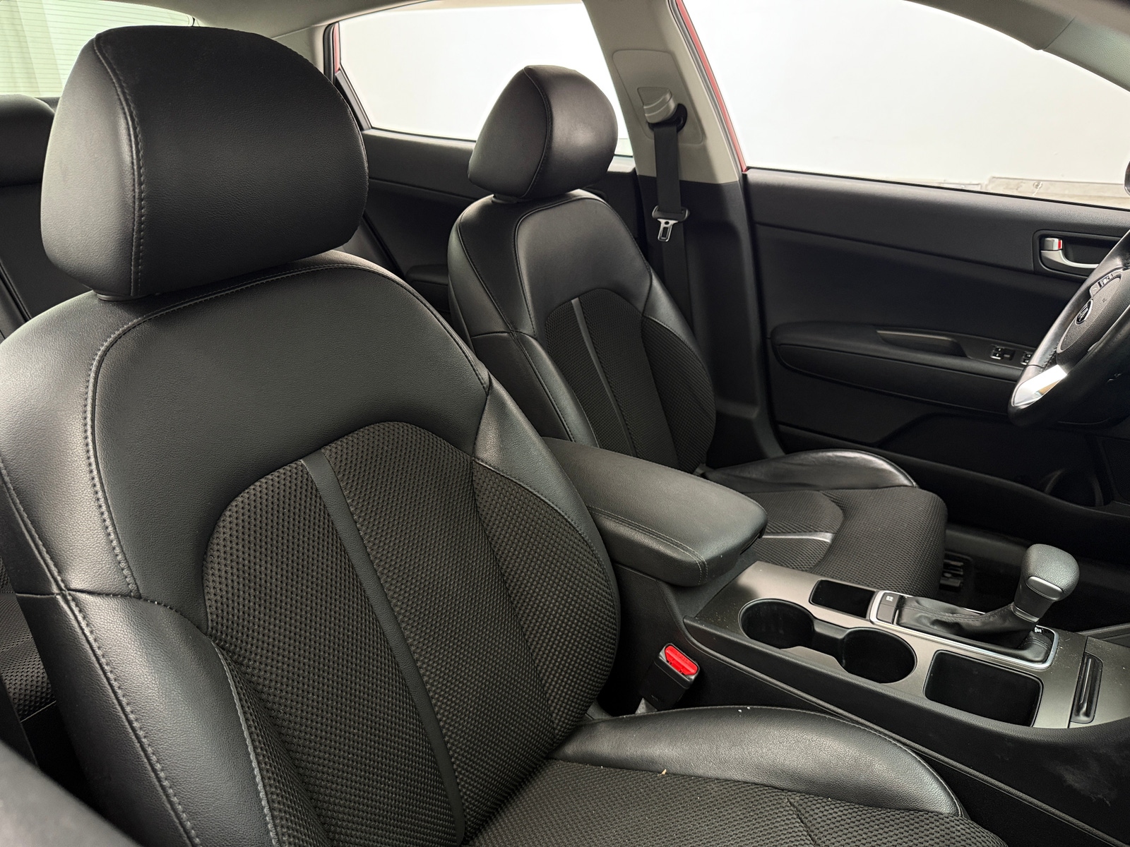 Thumbnail: 2019 Kia Optima - 2