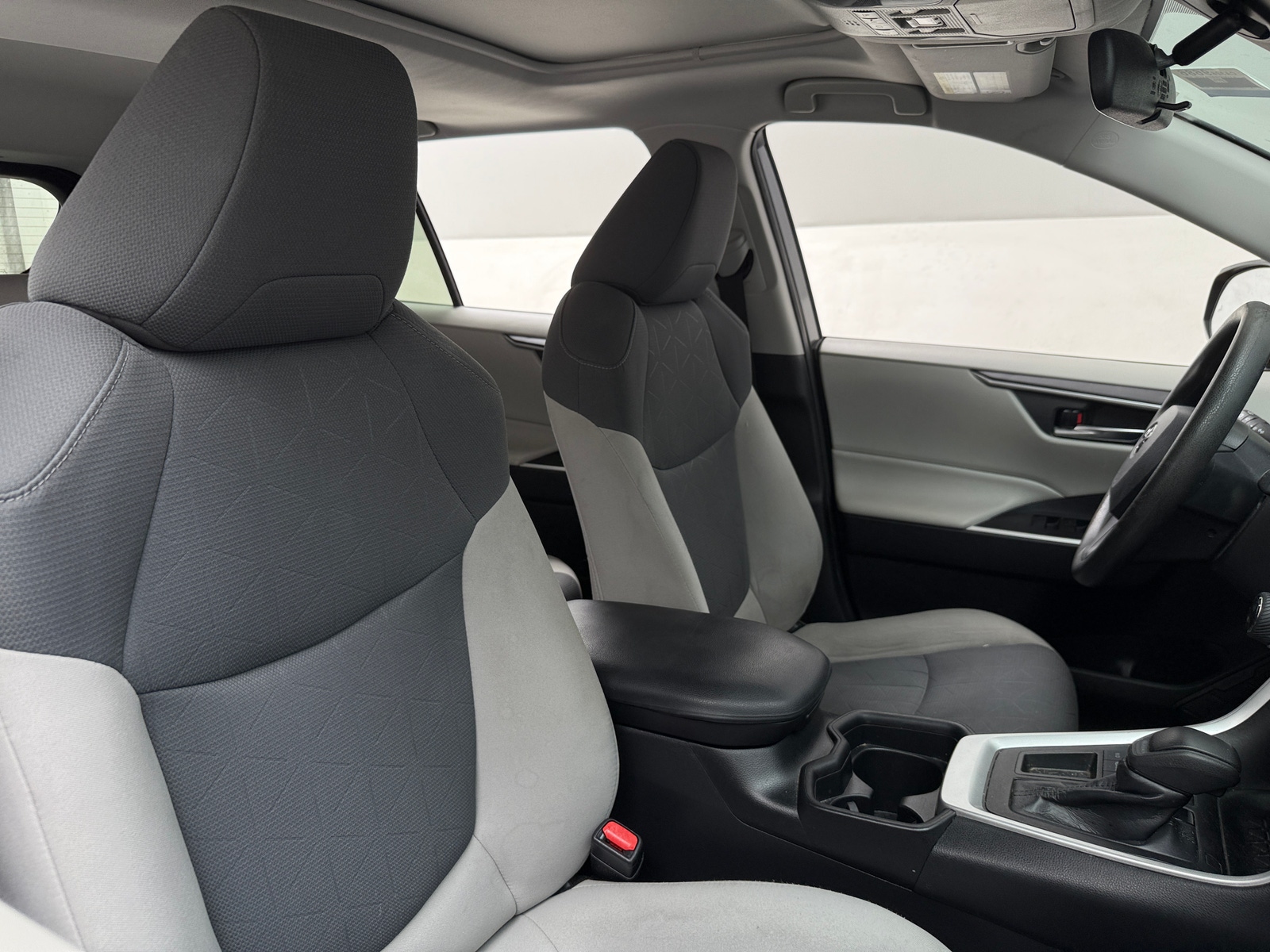 Thumbnail: 2019 Toyota RAV4 - 2