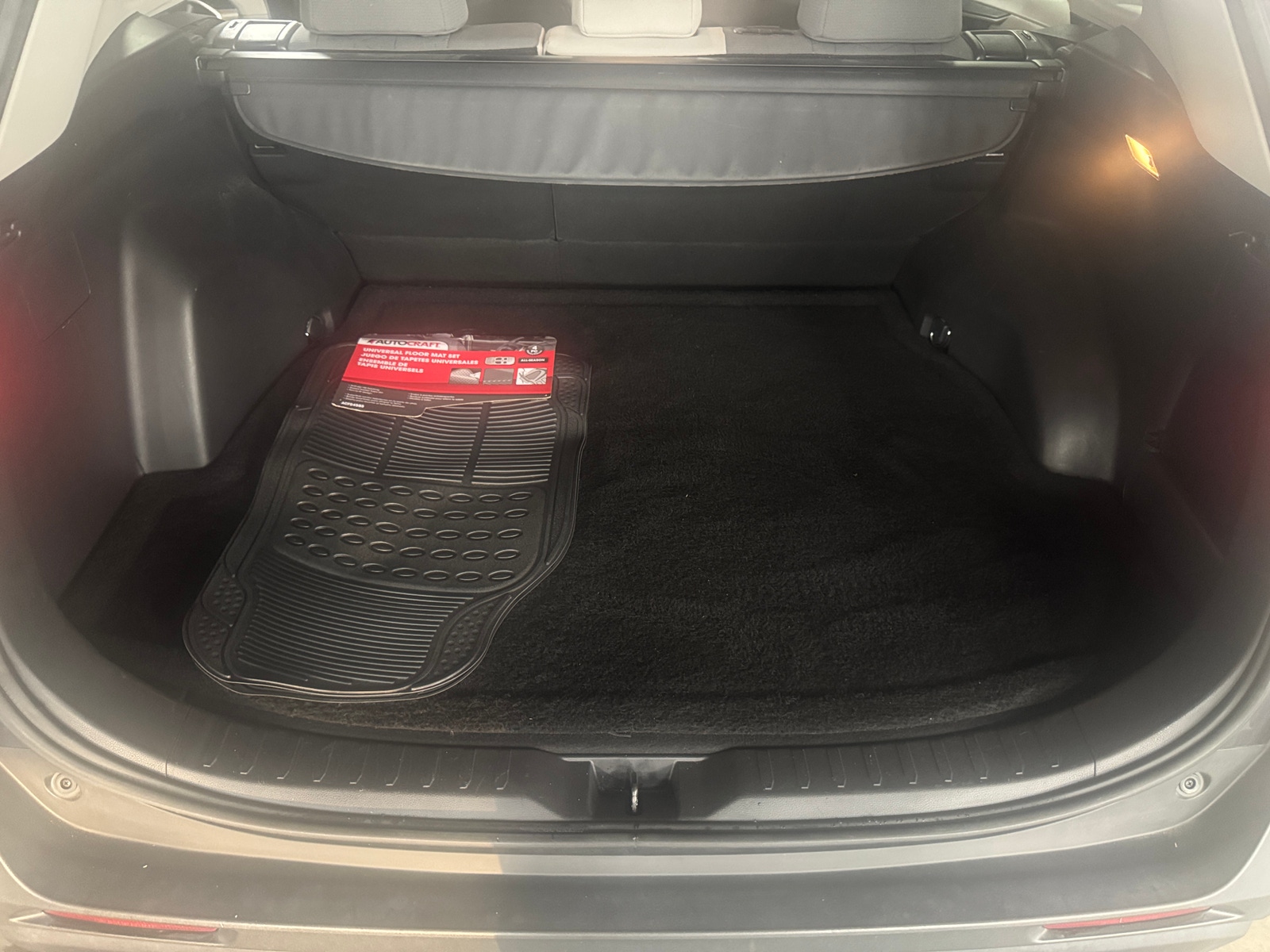 Thumbnail: 2019 Toyota RAV4 - 7