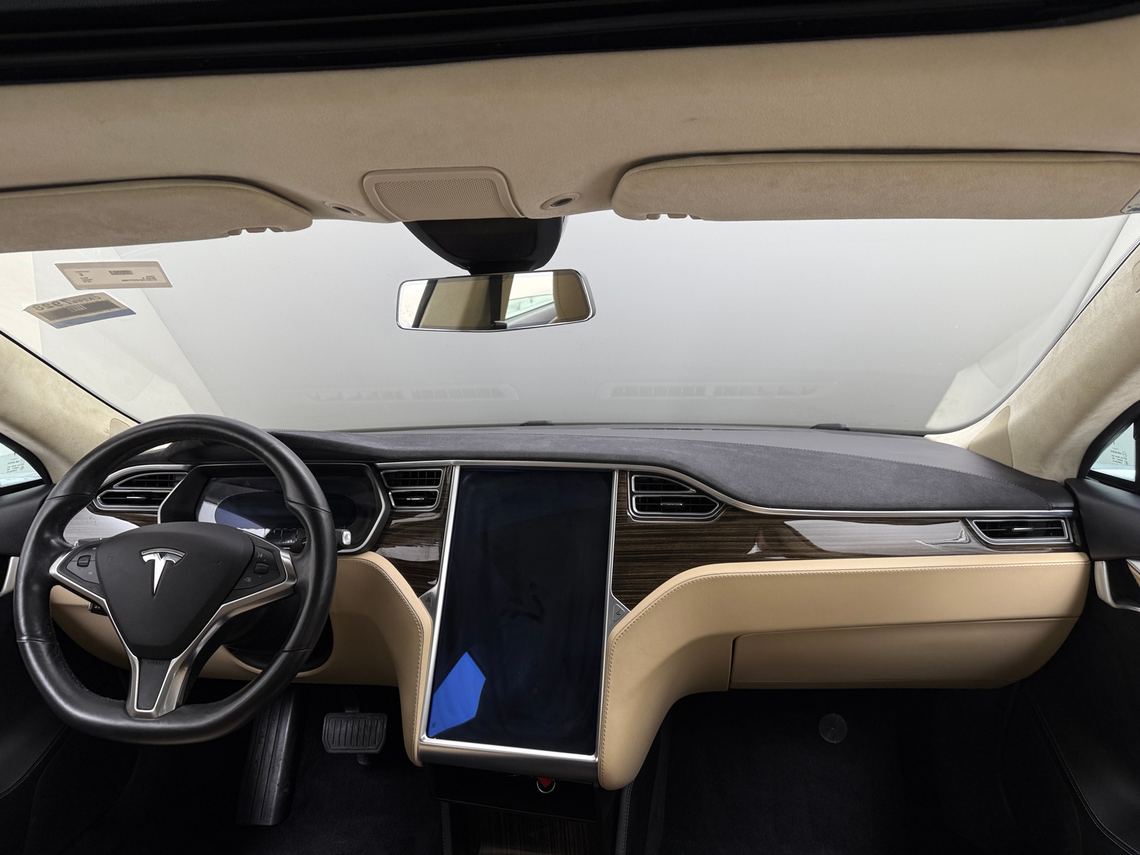 Thumbnail: 2015 Tesla Model S - 2