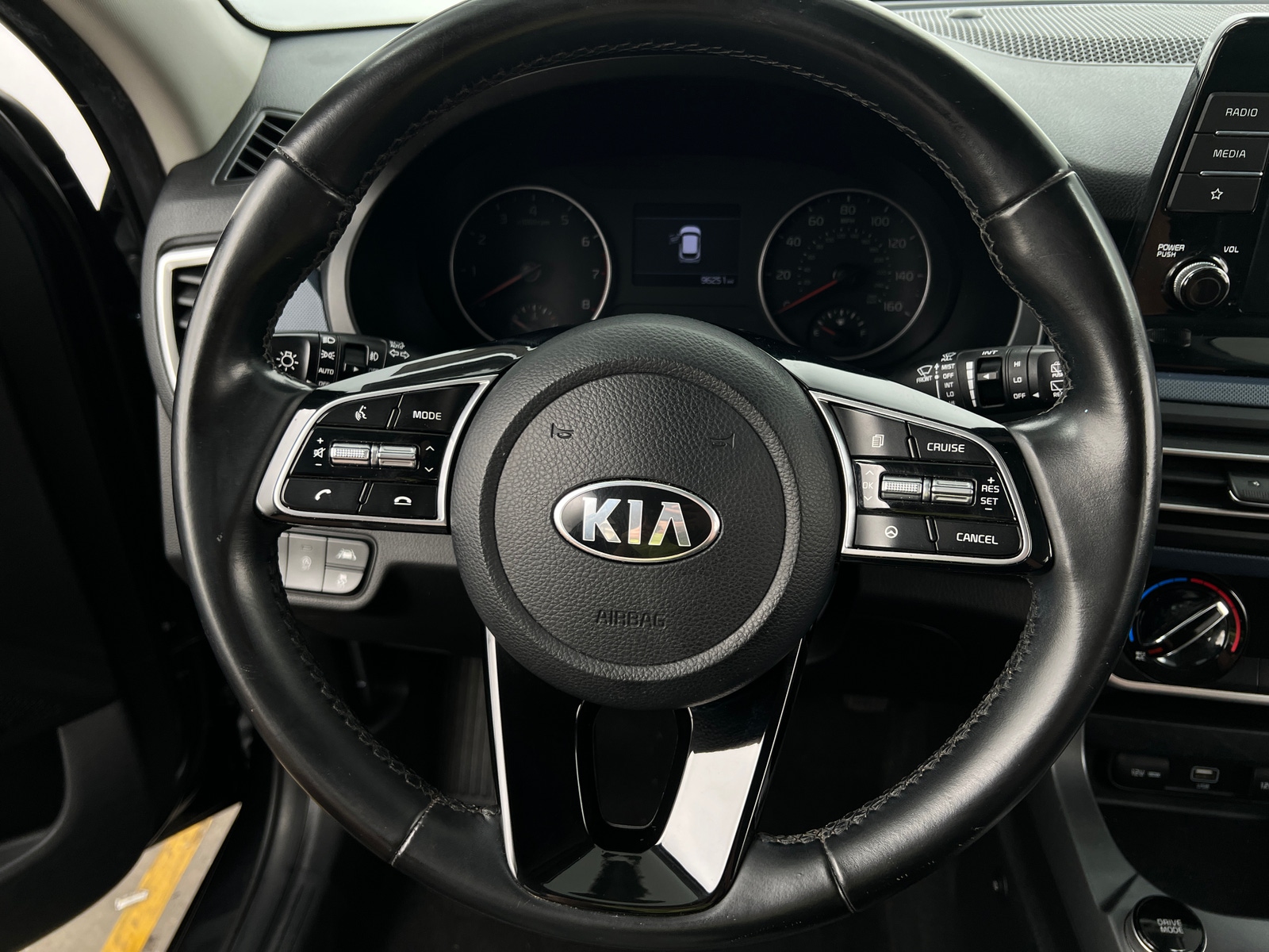 Thumbnail: 2021 Kia Seltos - 4