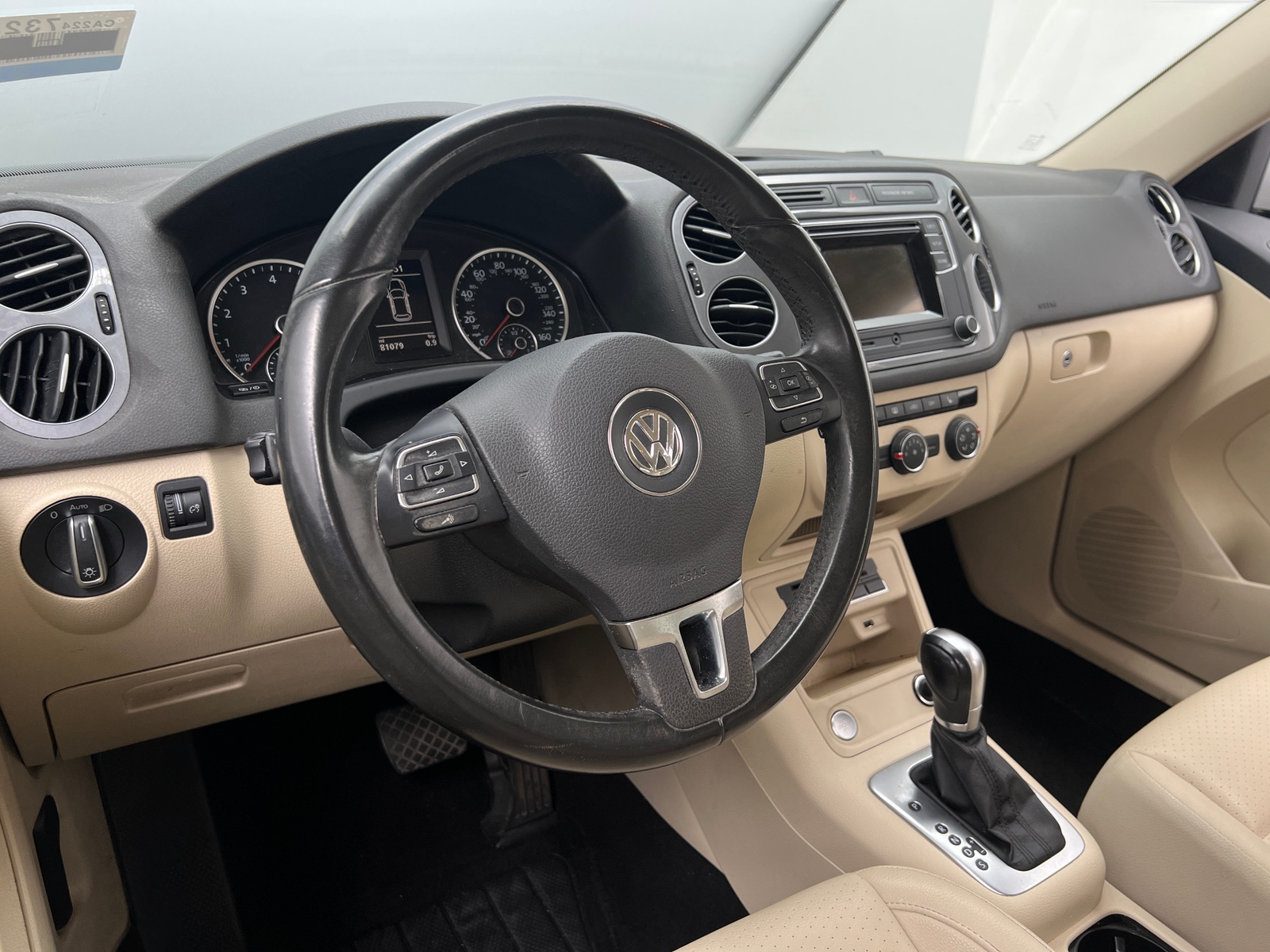 Thumbnail: 2016 Volkswagen Tiguan - 5