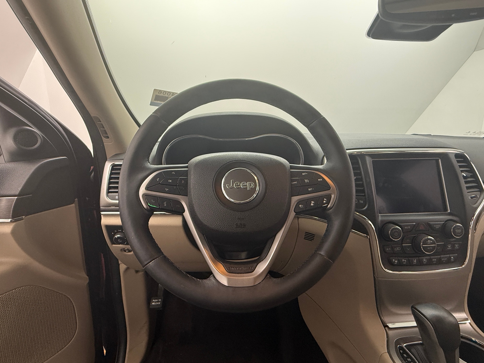 Thumbnail: 2018 Jeep Grand Cherokee - 4