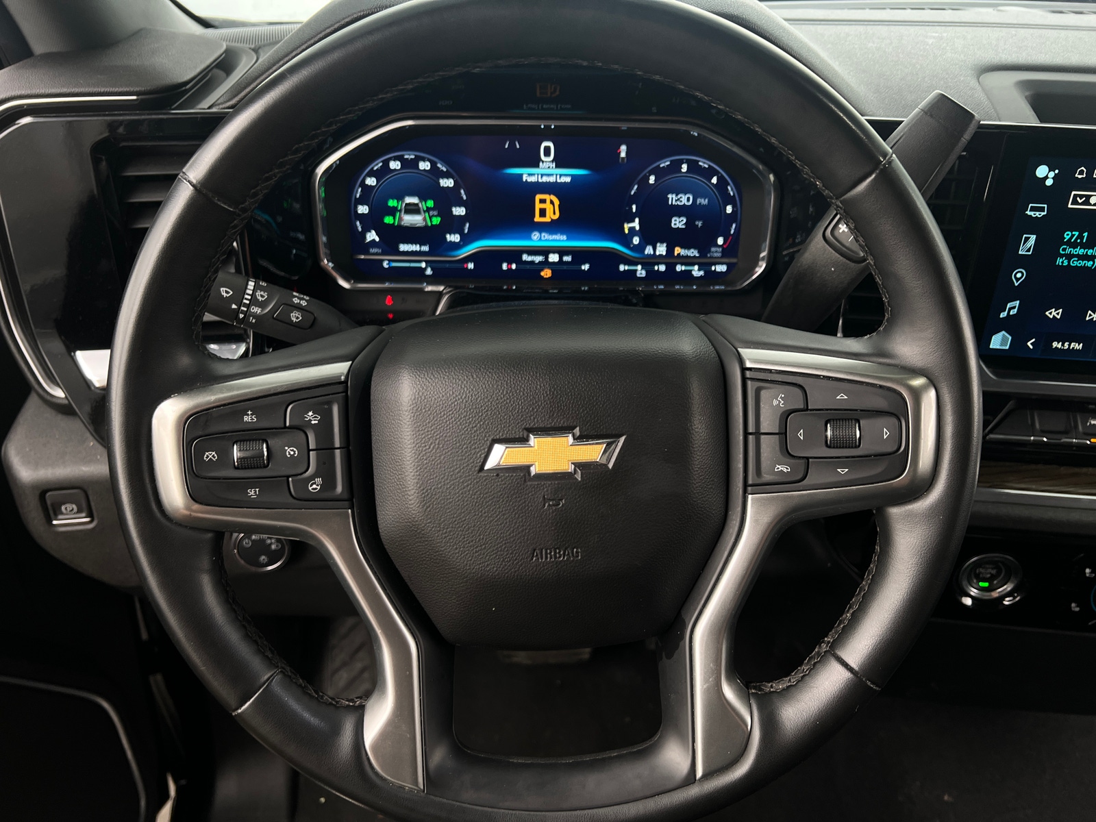 Thumbnail: 2023 Chevrolet Silverado 1500 - 5