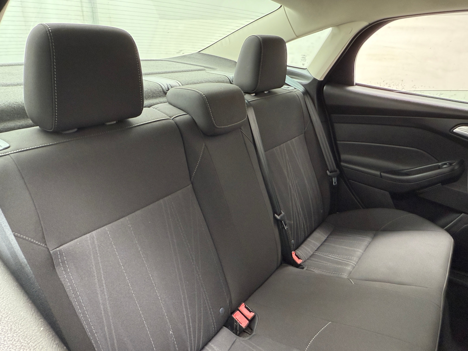 Thumbnail: 2015 Ford Focus - 6