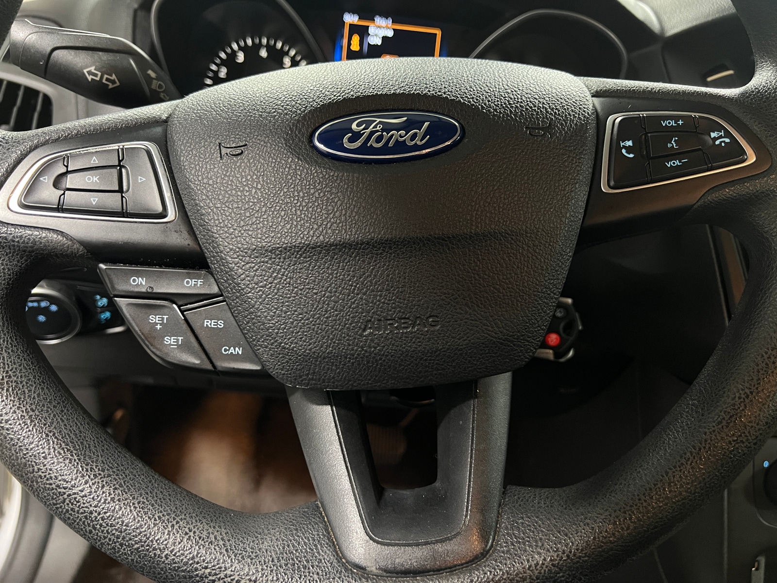 Thumbnail: 2015 Ford Focus - 5