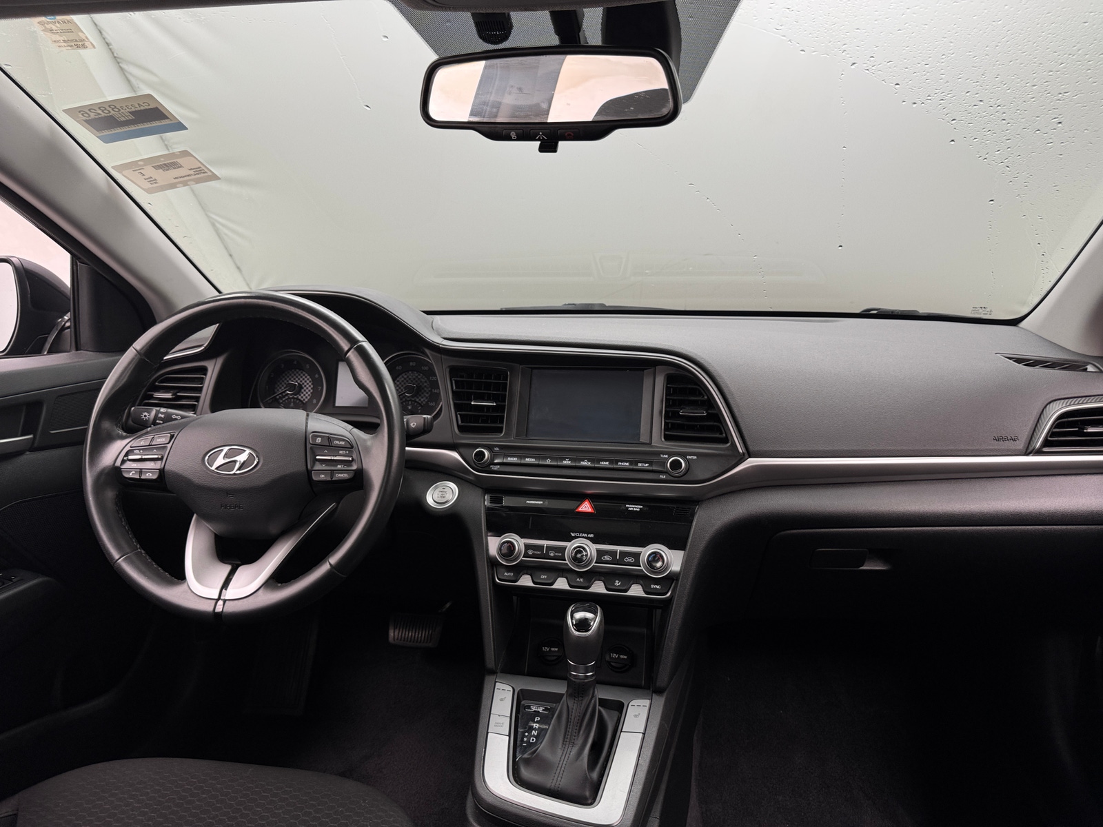 Thumbnail: 2019 Hyundai Elantra - 3