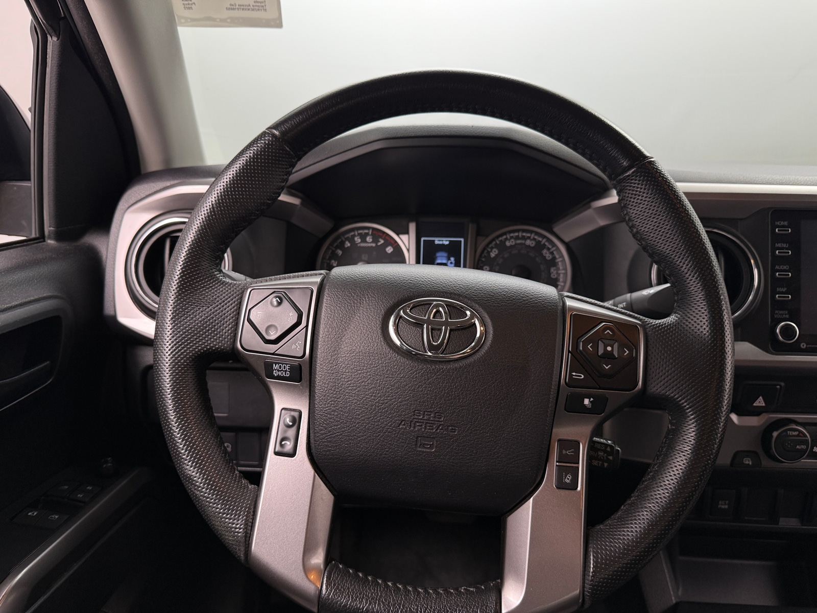Thumbnail: 2022 Toyota Tacoma - 5