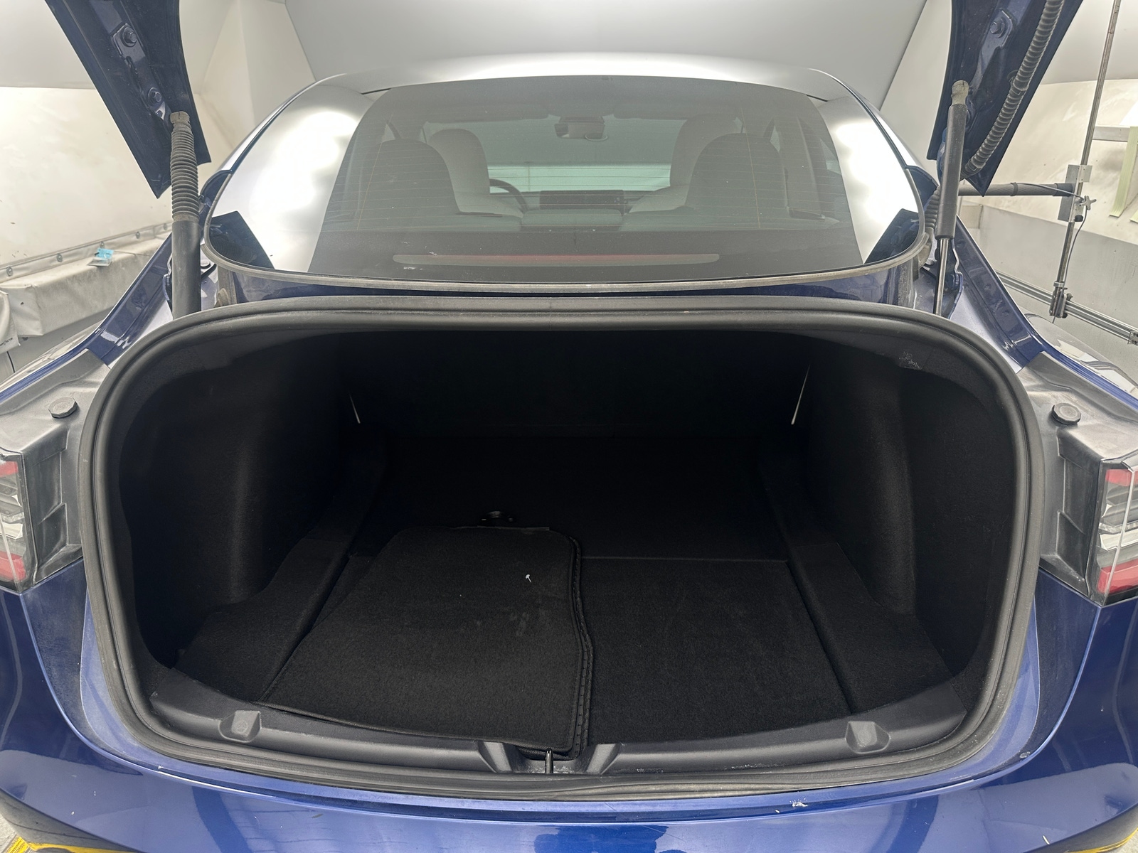 Thumbnail: 2023 Tesla Model 3 - 6