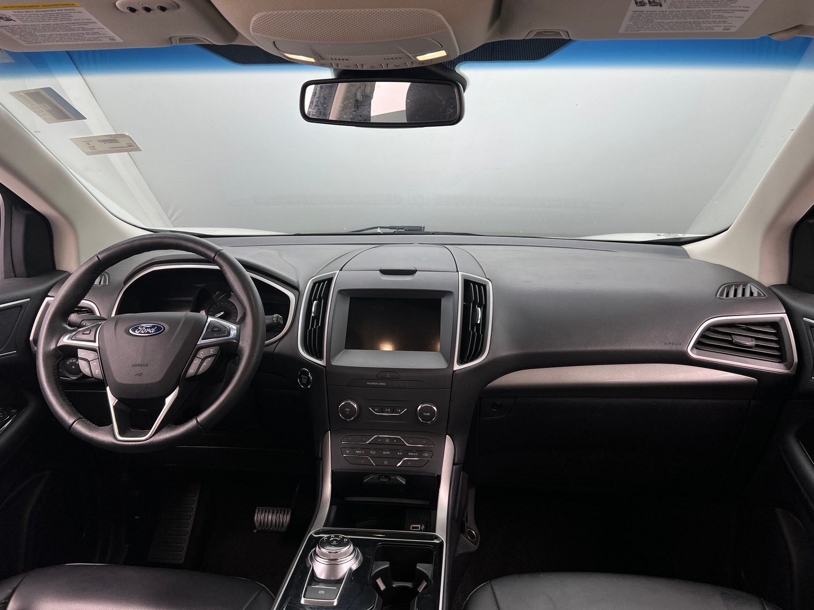 Thumbnail: 2019 Ford Edge - 3