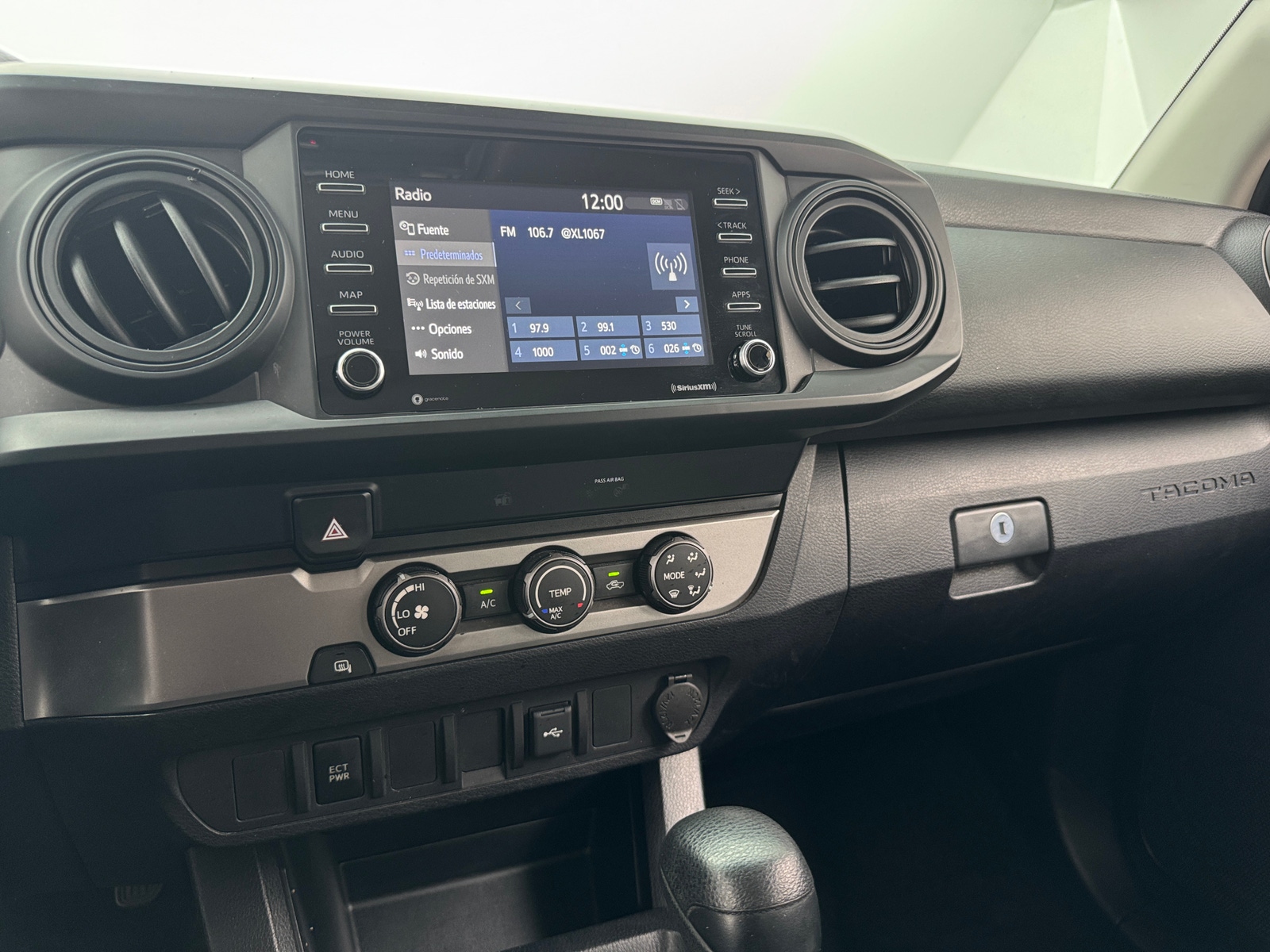 Thumbnail: 2020 Toyota Tacoma - 4