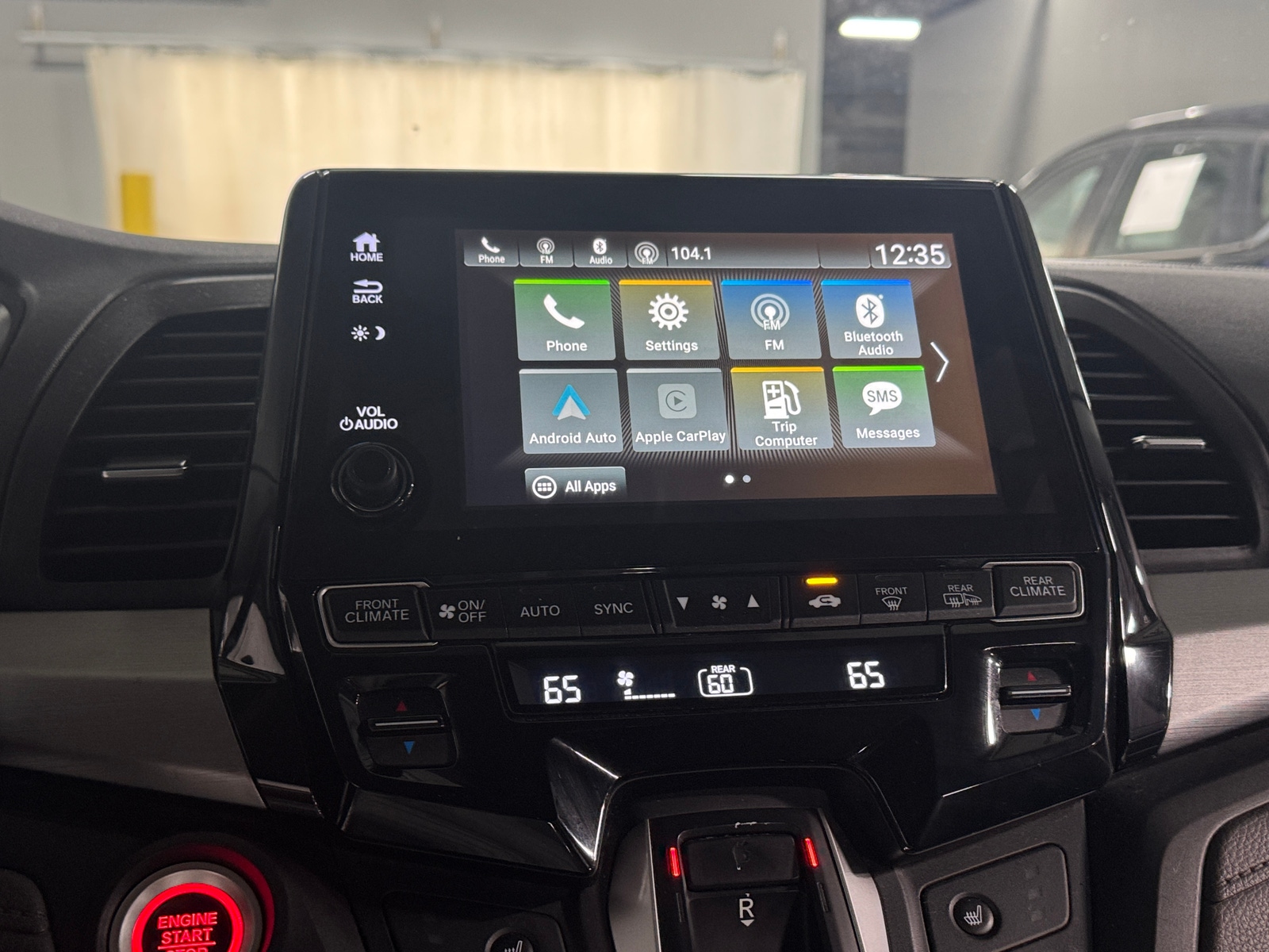 Thumbnail: 2019 Honda Odyssey - 4