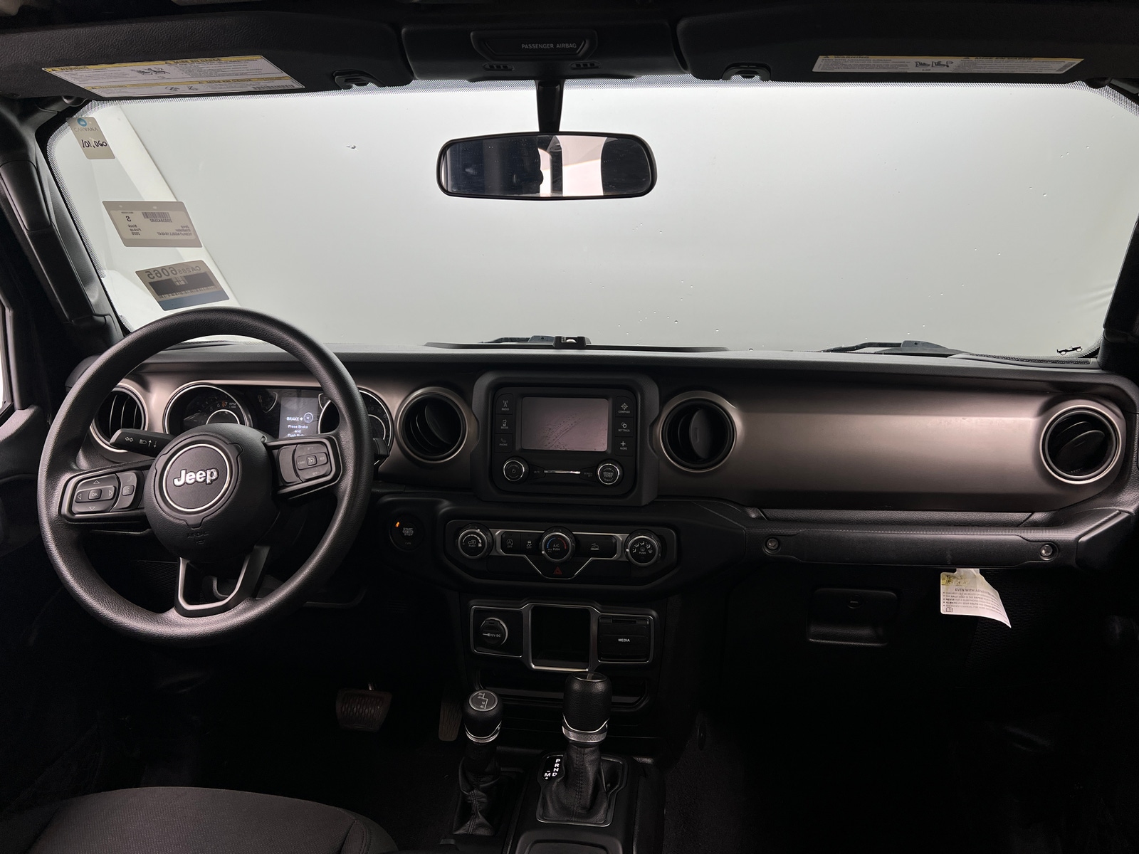 Thumbnail: 2020 Jeep Gladiator - 3