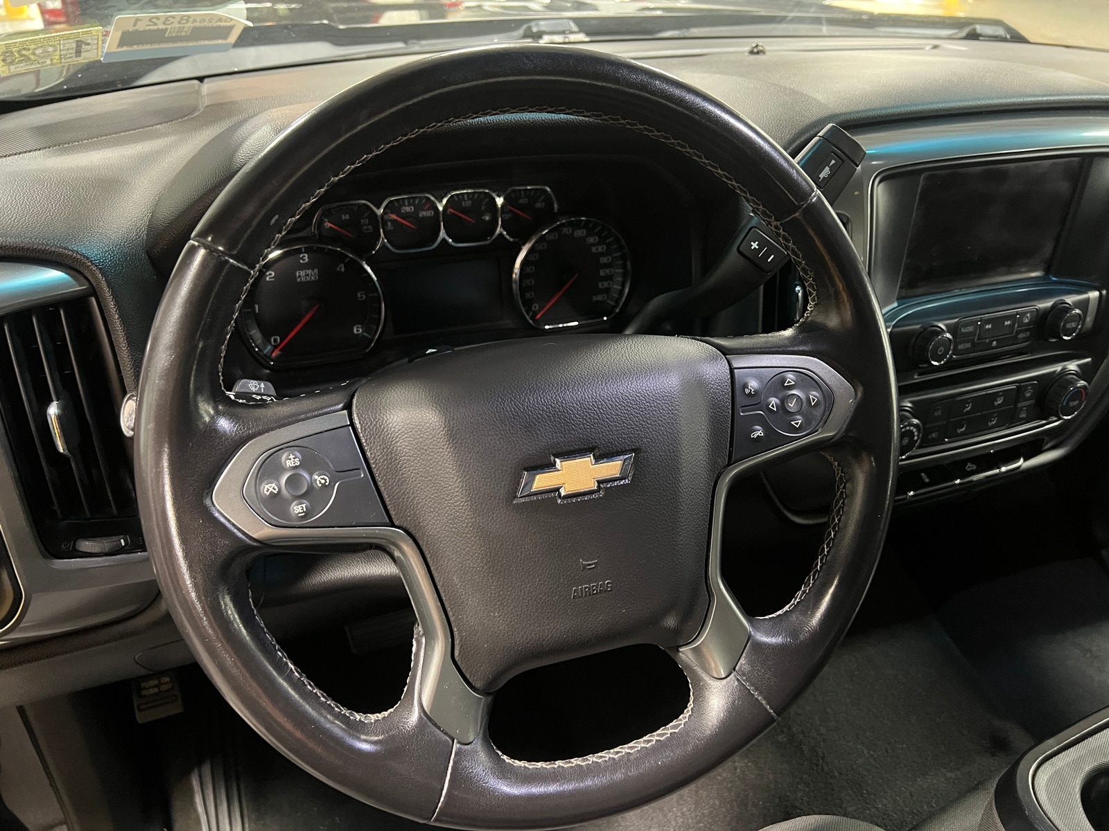 Thumbnail: 2019 Chevrolet Silverado 1500 - 5