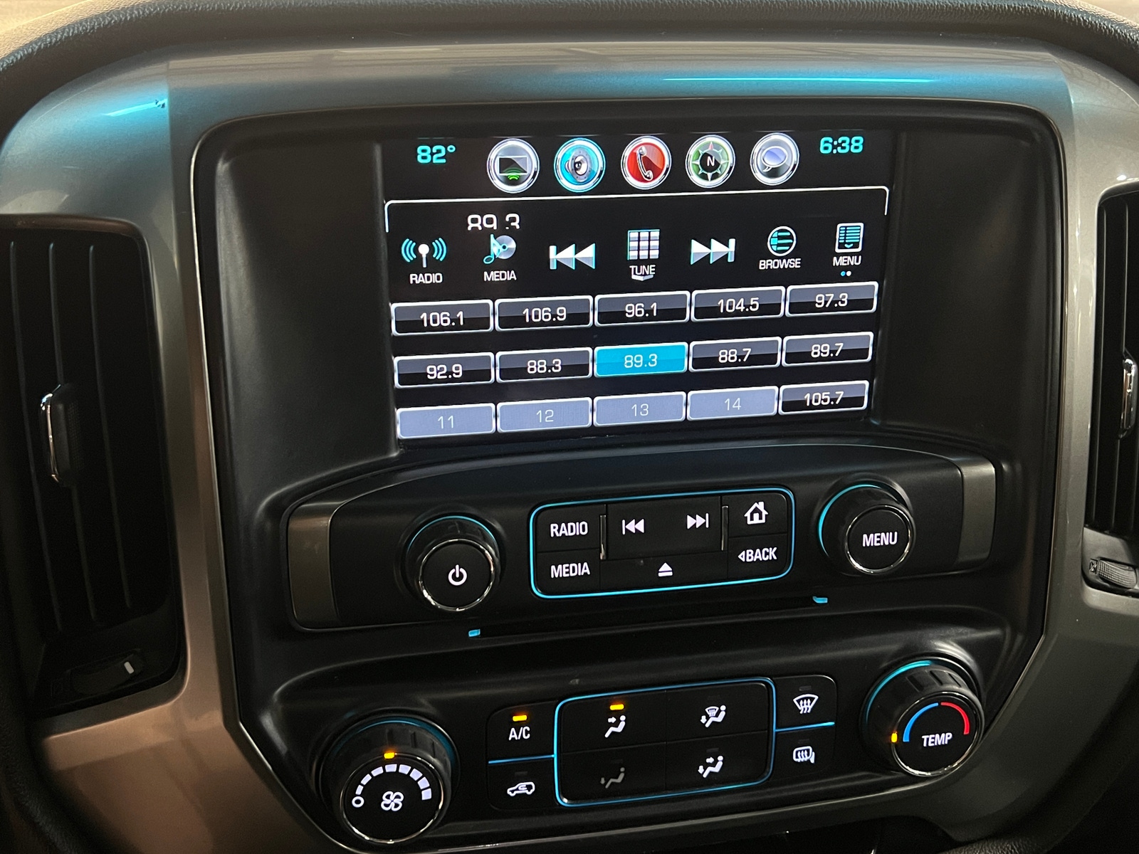 Thumbnail: 2019 Chevrolet Silverado 1500 - 4