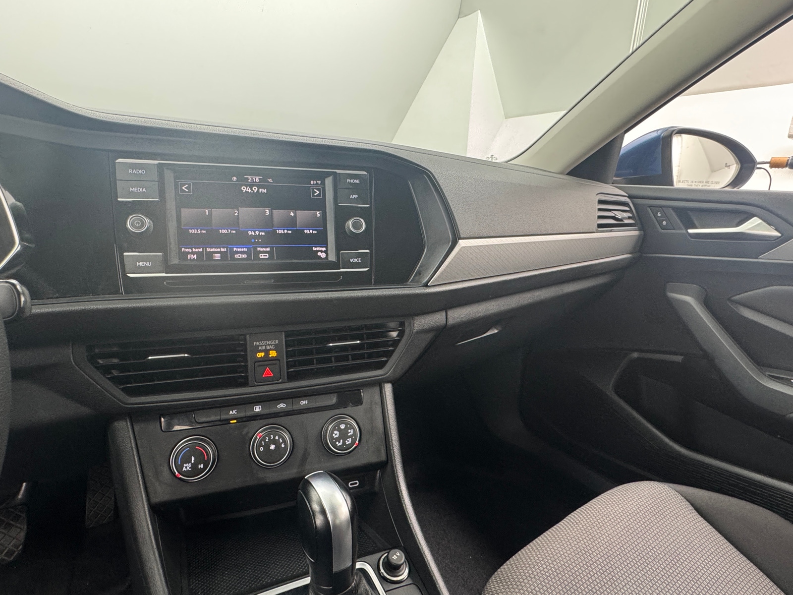Thumbnail: 2021 Volkswagen Jetta - 4