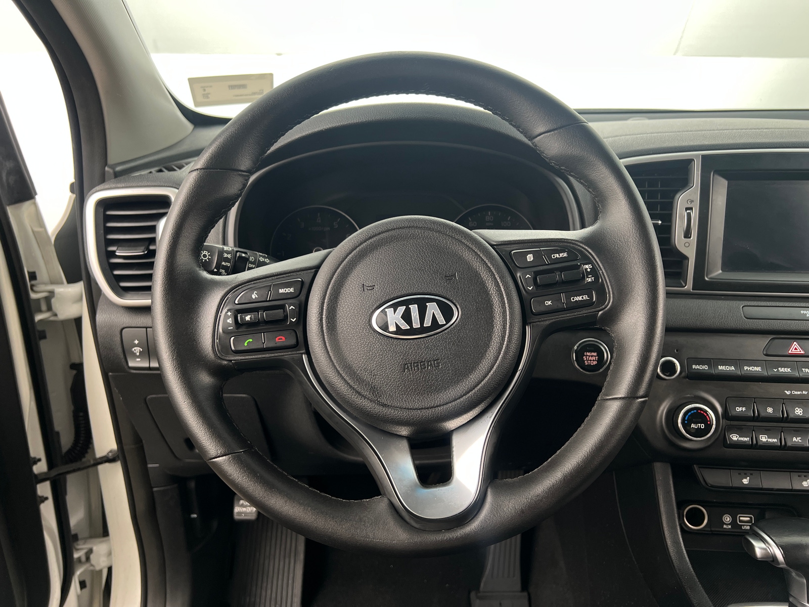 Thumbnail: 2017 Kia Sportage - 4