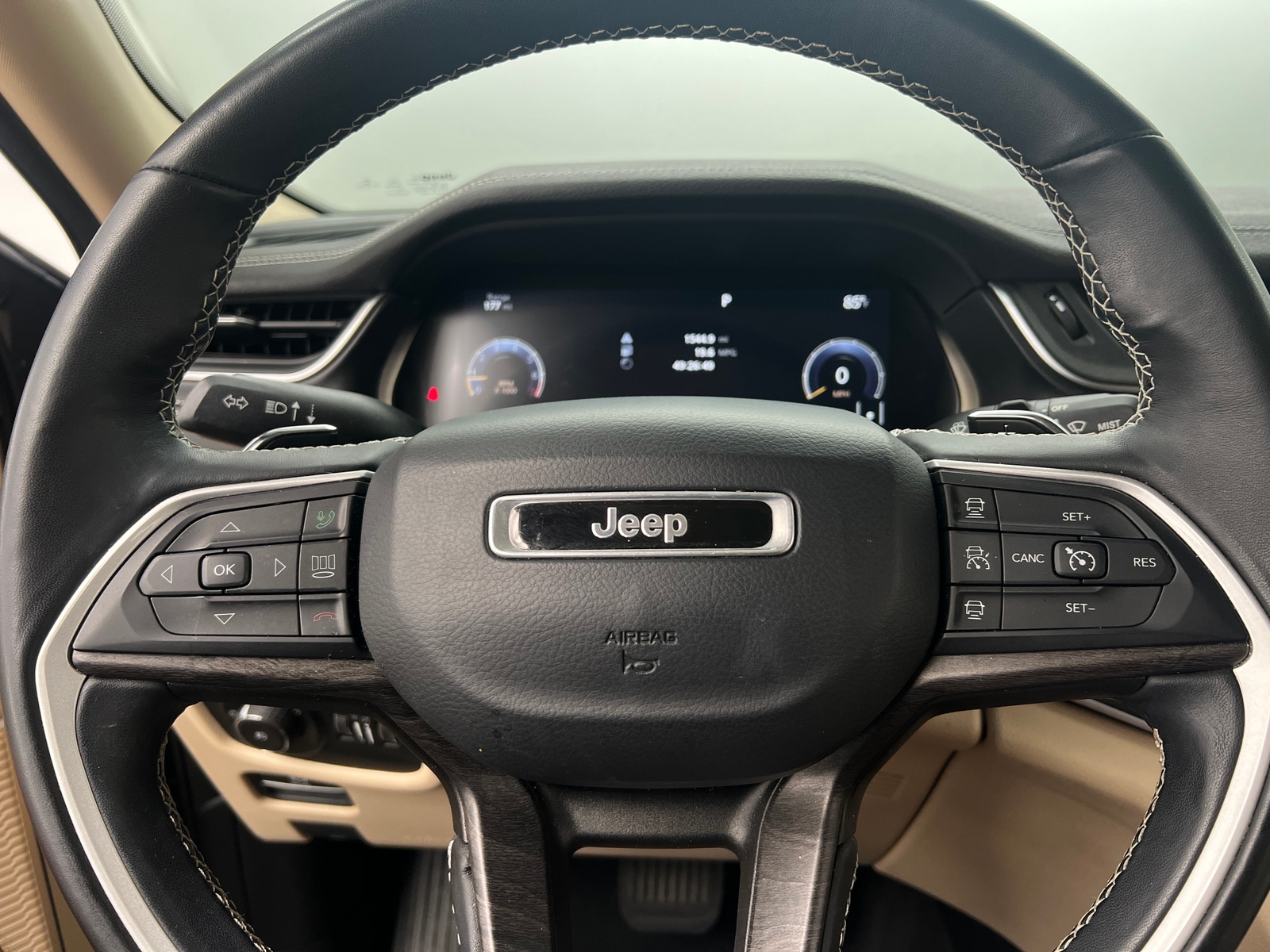 Thumbnail: 2021 Jeep Grand Cherokee L - 4