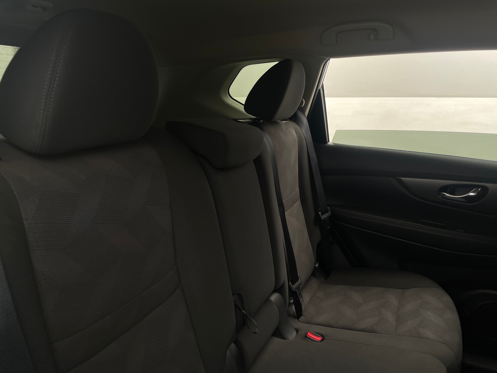 Thumbnail: 2016 Nissan Rogue - 6