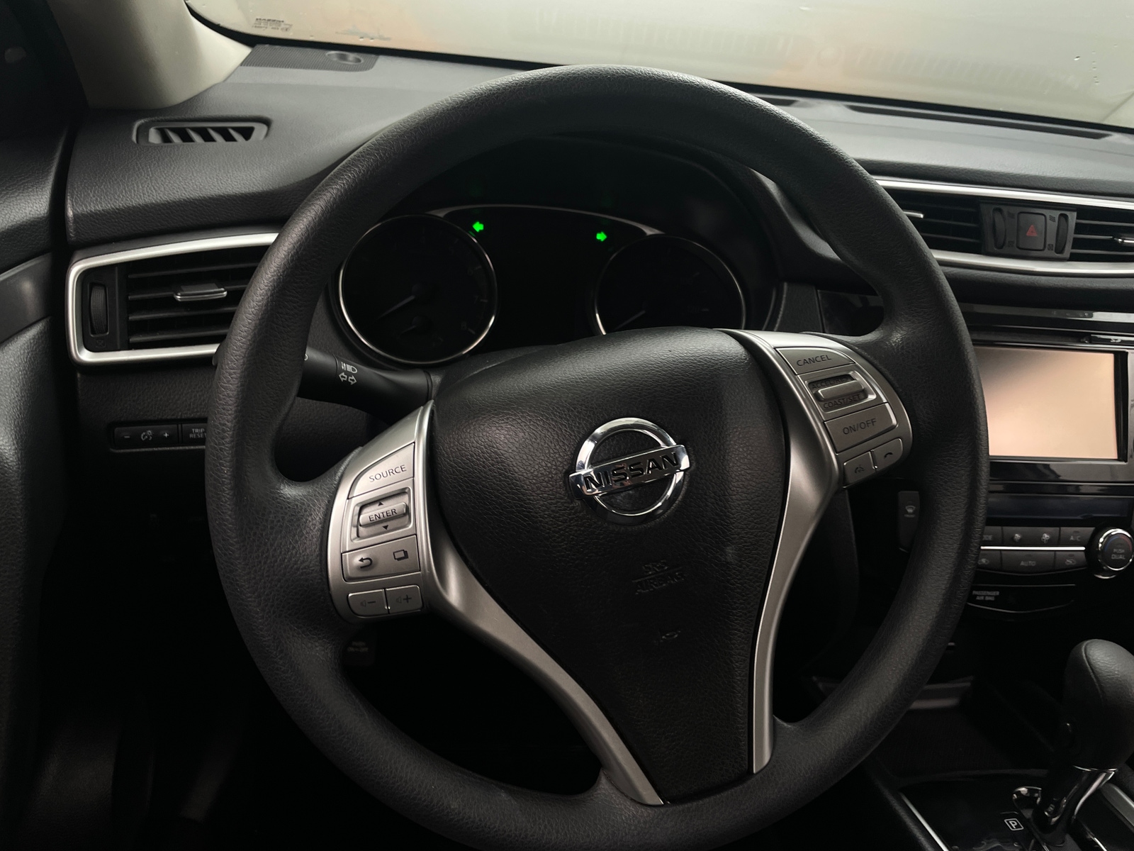 Thumbnail: 2016 Nissan Rogue - 5