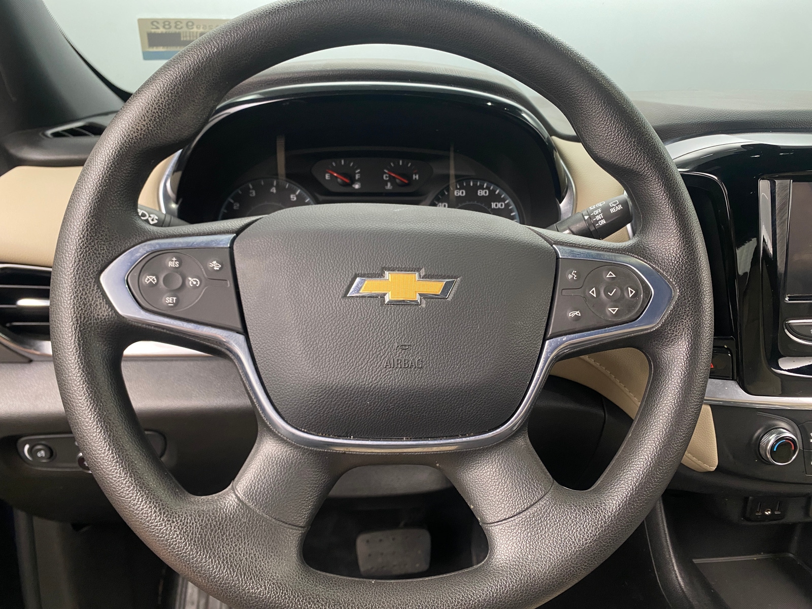 Thumbnail: 2022 Chevrolet Traverse - 5