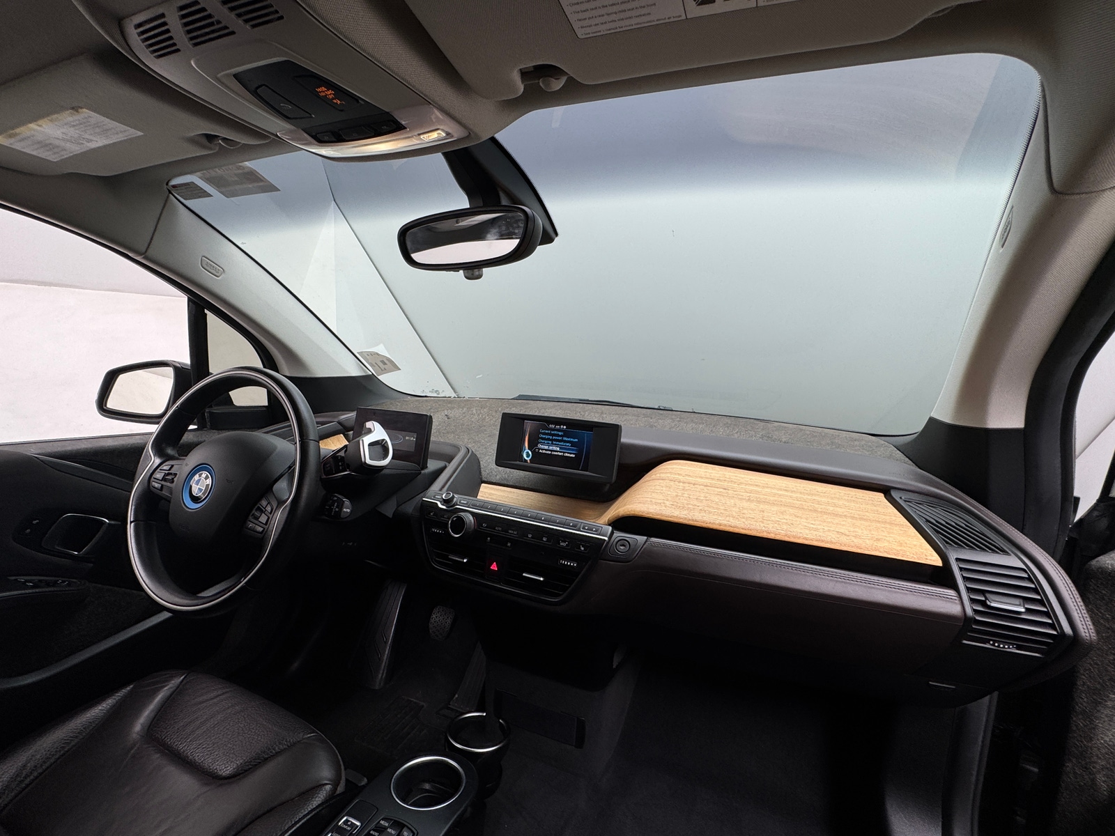 Thumbnail: 2015 BMW i3 - 2