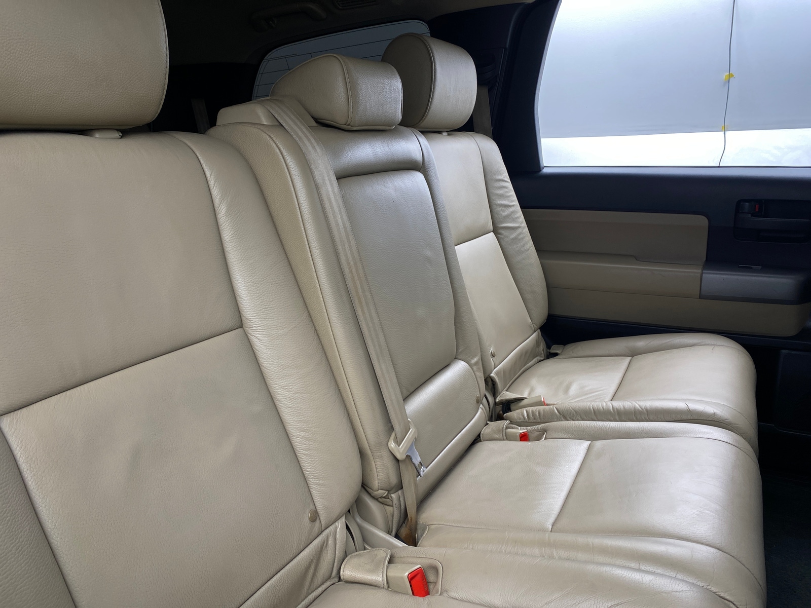 Thumbnail: 2016 Toyota Sequoia - 6