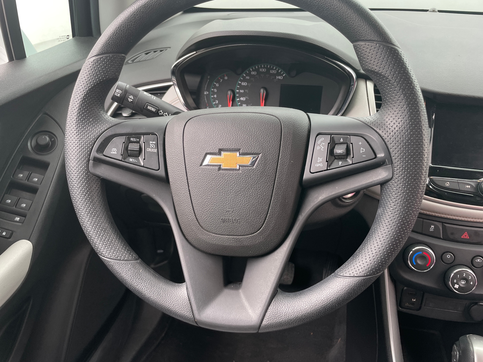 Thumbnail: 2020 Chevrolet Trax - 5