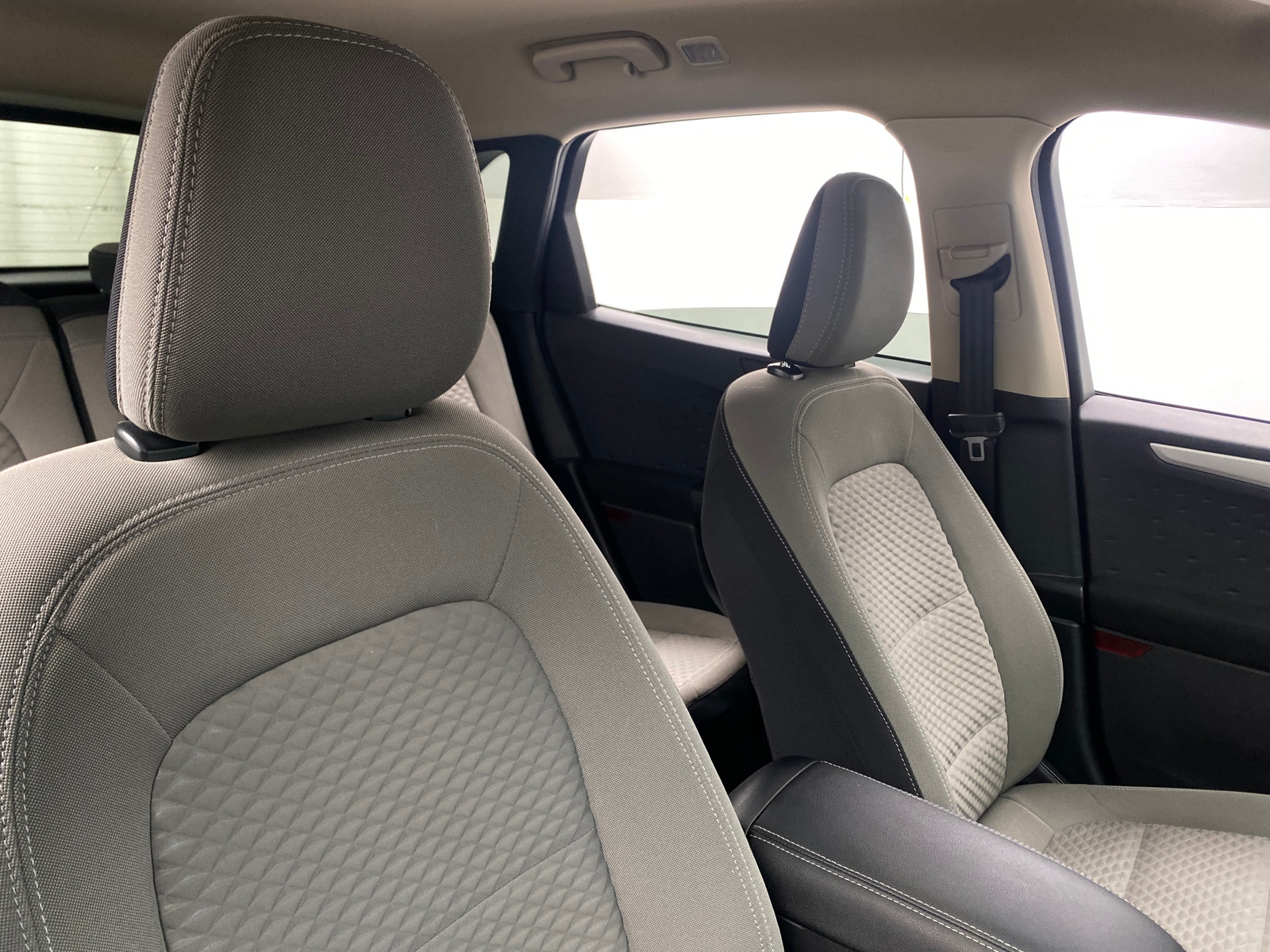 Thumbnail: 2020 Ford Escape - 2