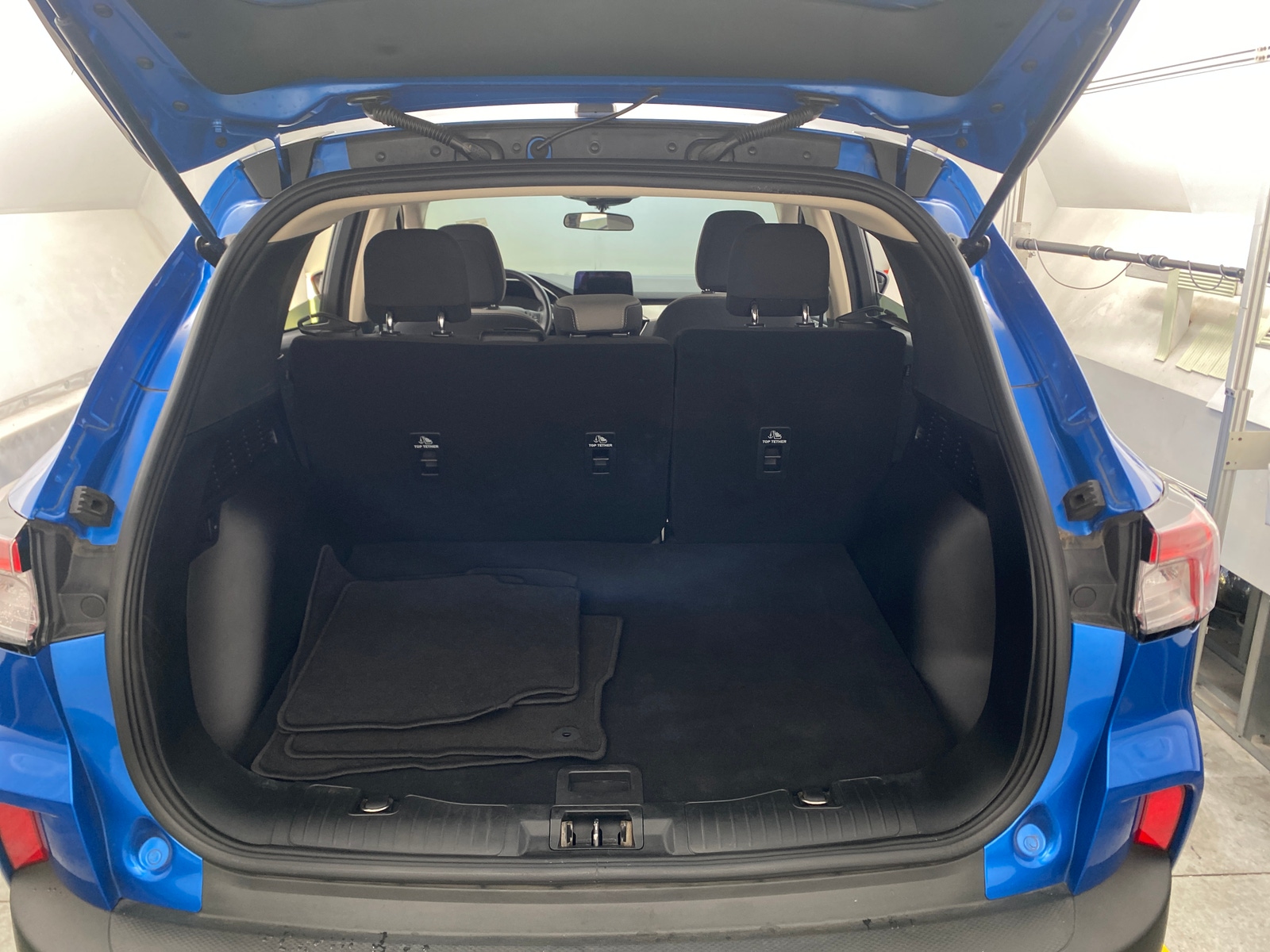 Thumbnail: 2020 Ford Escape - 7