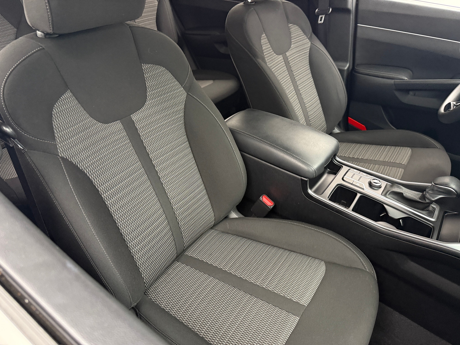 Thumbnail: 2023 Kia Sorento - 2