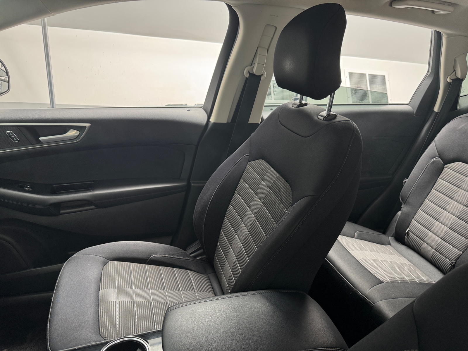 Thumbnail: 2018 Ford Edge - 2