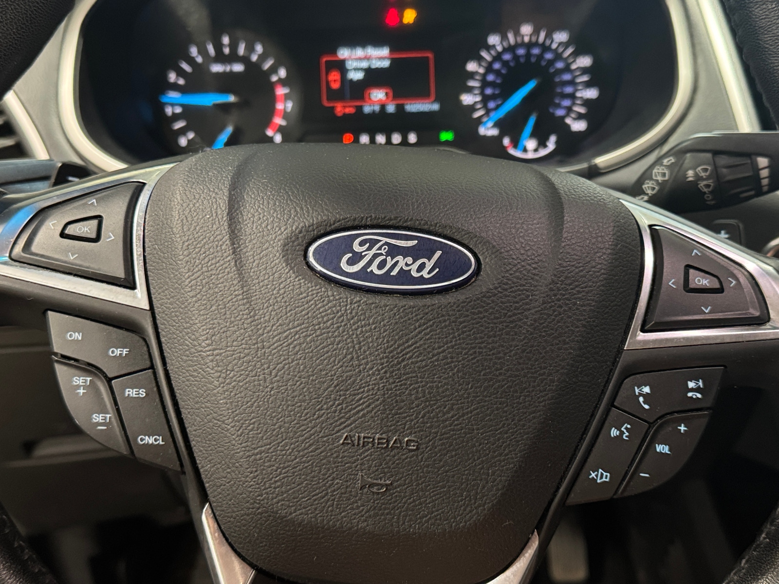 Thumbnail: 2018 Ford Edge - 5