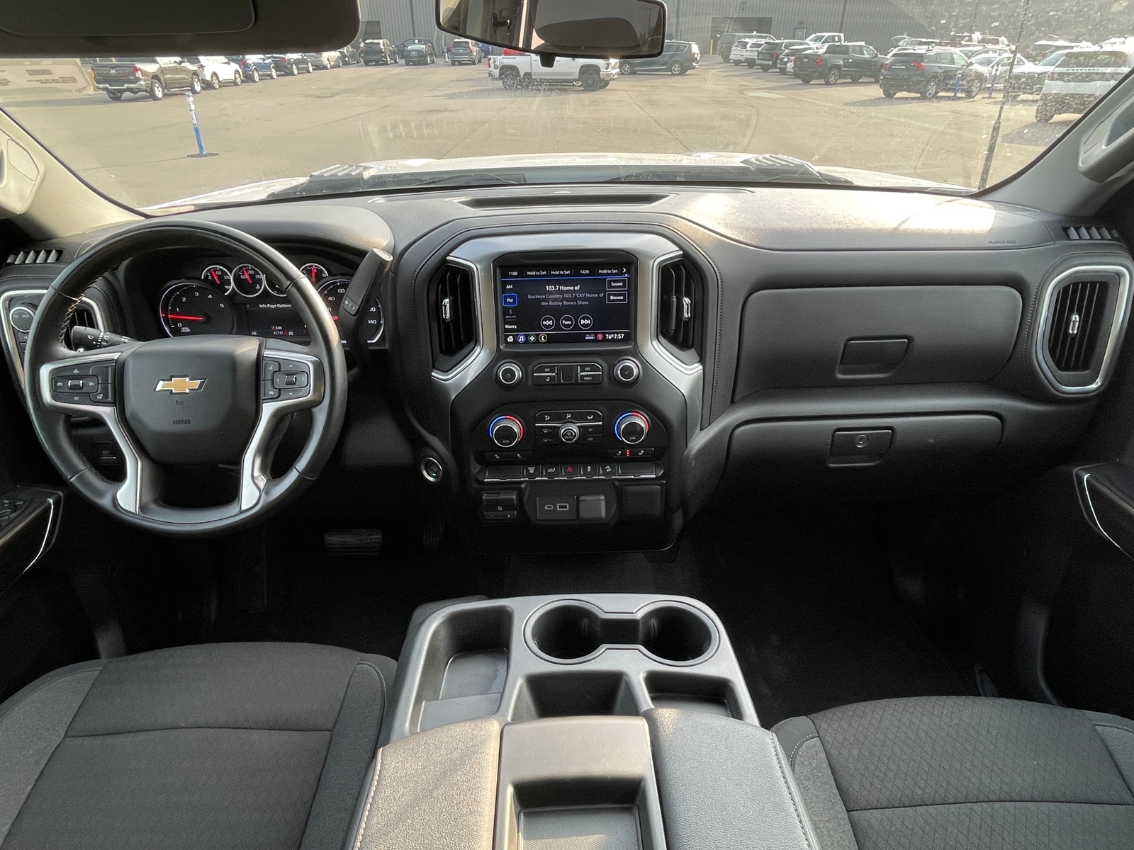 Thumbnail: 2023 Chevrolet Silverado 2500 - 3