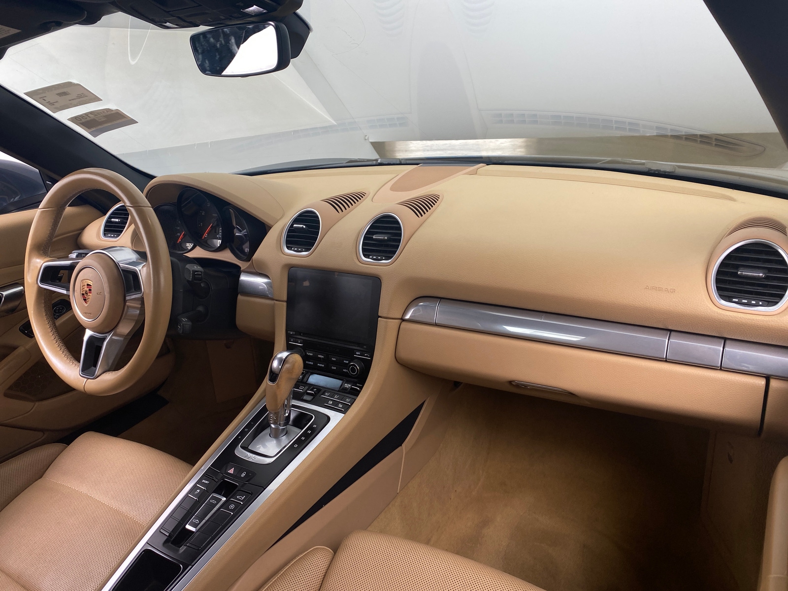 Thumbnail: 2017 Porsche 718 Boxster - 2