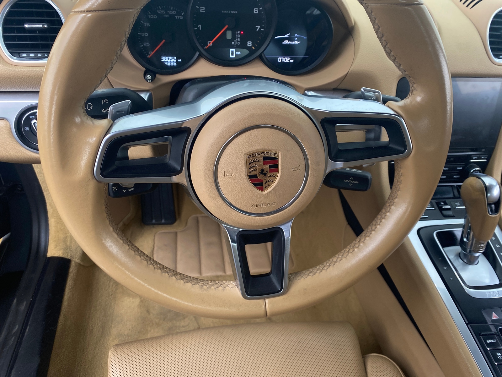 Thumbnail: 2017 Porsche 718 Boxster - 4
