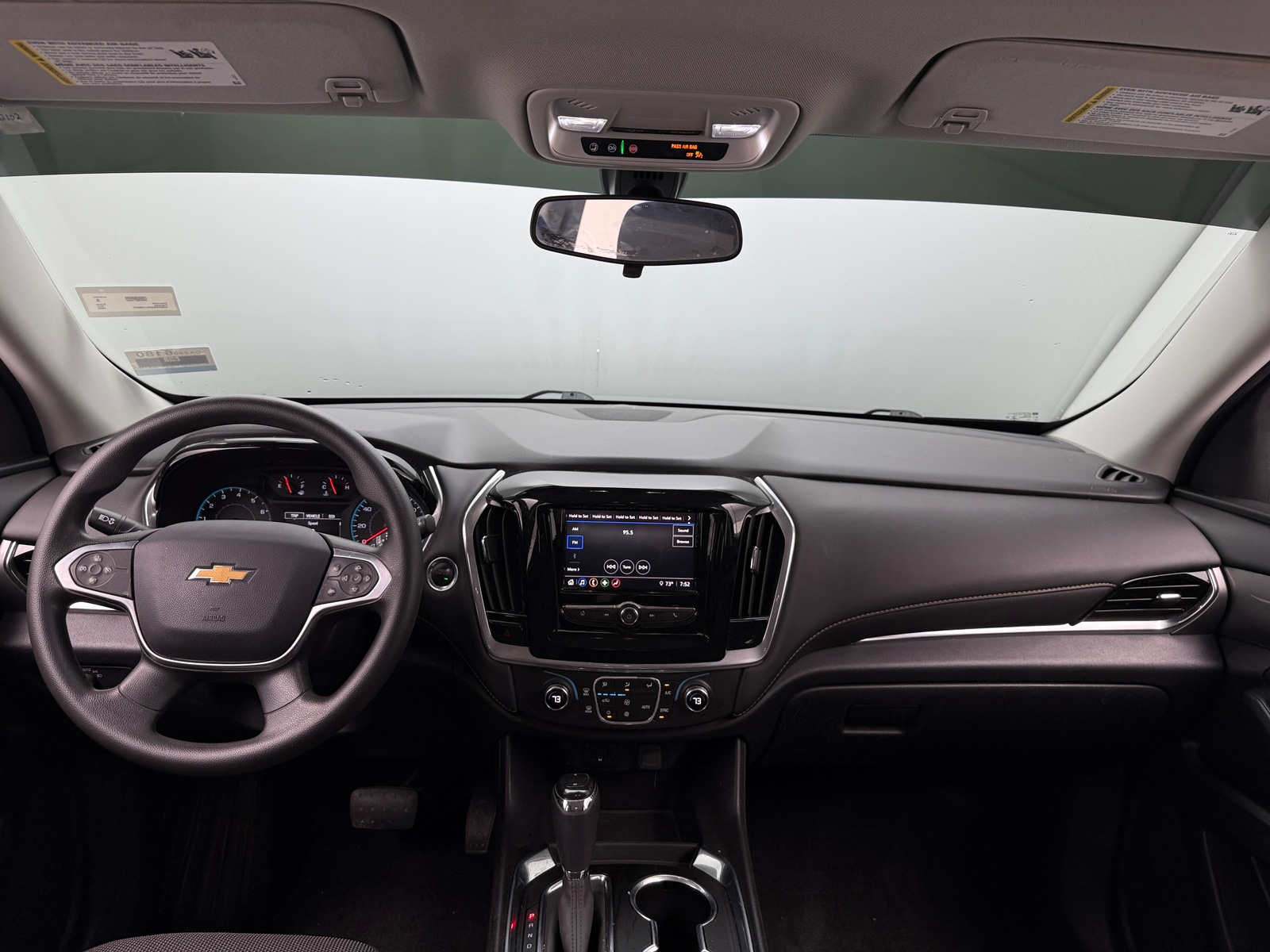 Thumbnail: 2020 Chevrolet Traverse - 3