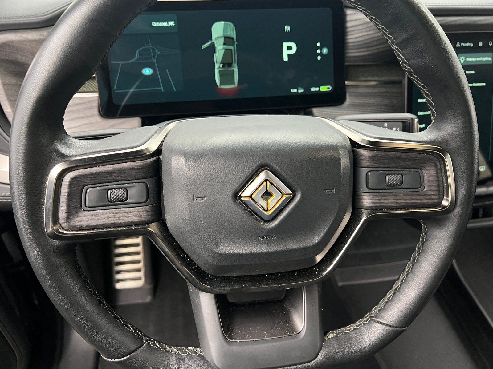 Thumbnail: 2022 Rivian R1T - 5