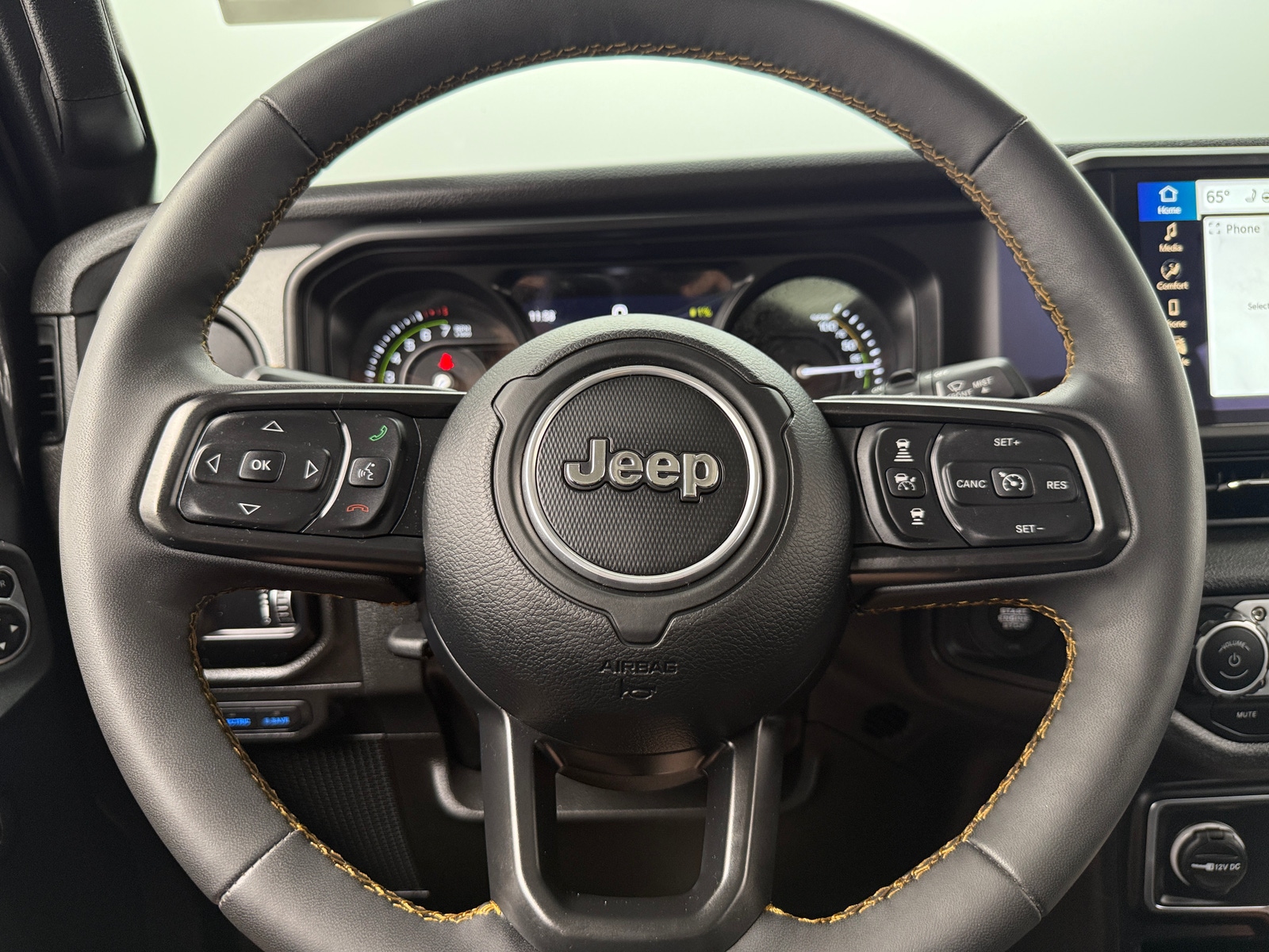 Thumbnail: 2024 Jeep Wrangler - 5