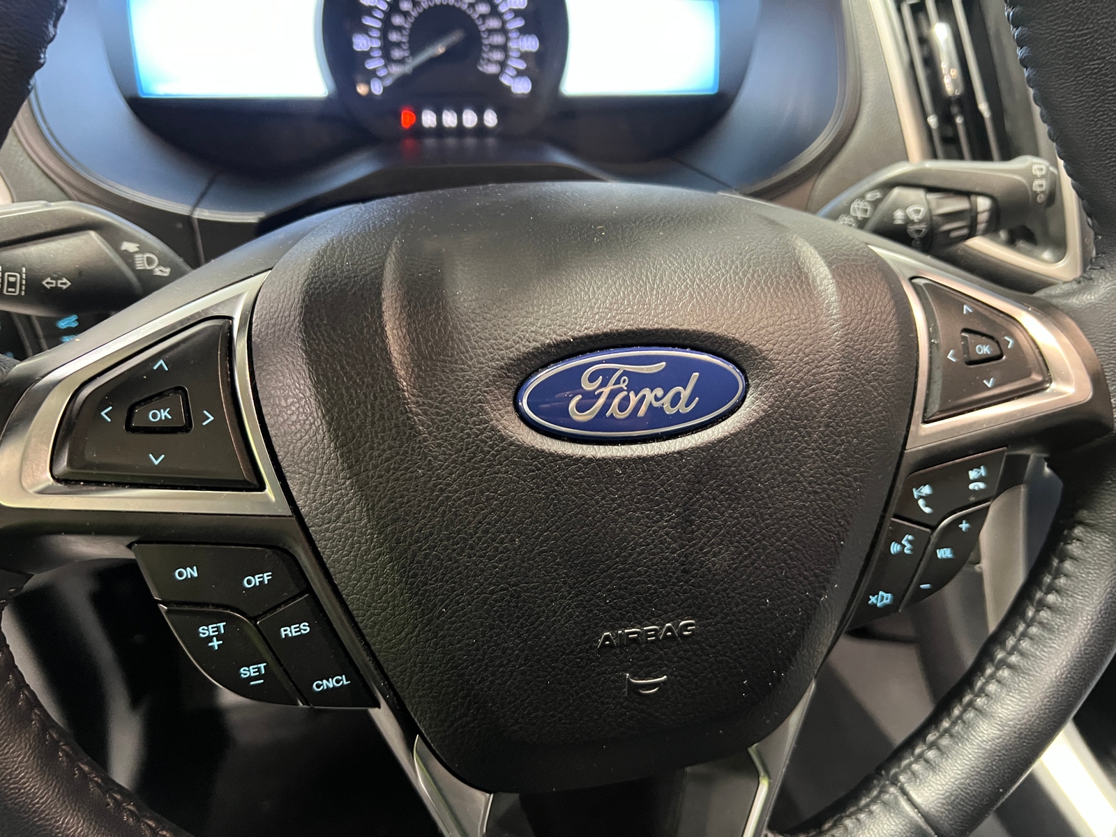 Thumbnail: 2023 Ford Edge - 4
